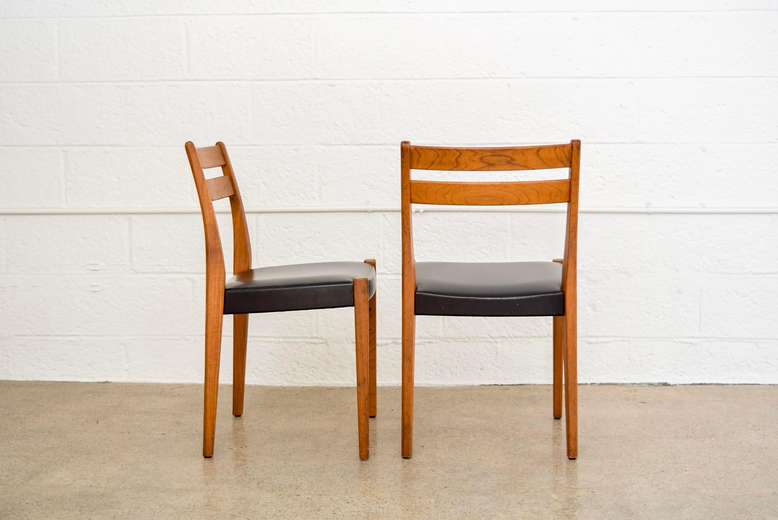 Midcentury Swedish Modern Svegards Markaryd Dining Chairs, 1960s, Set of 4 In Good Condition For Sale In Detroit, MI