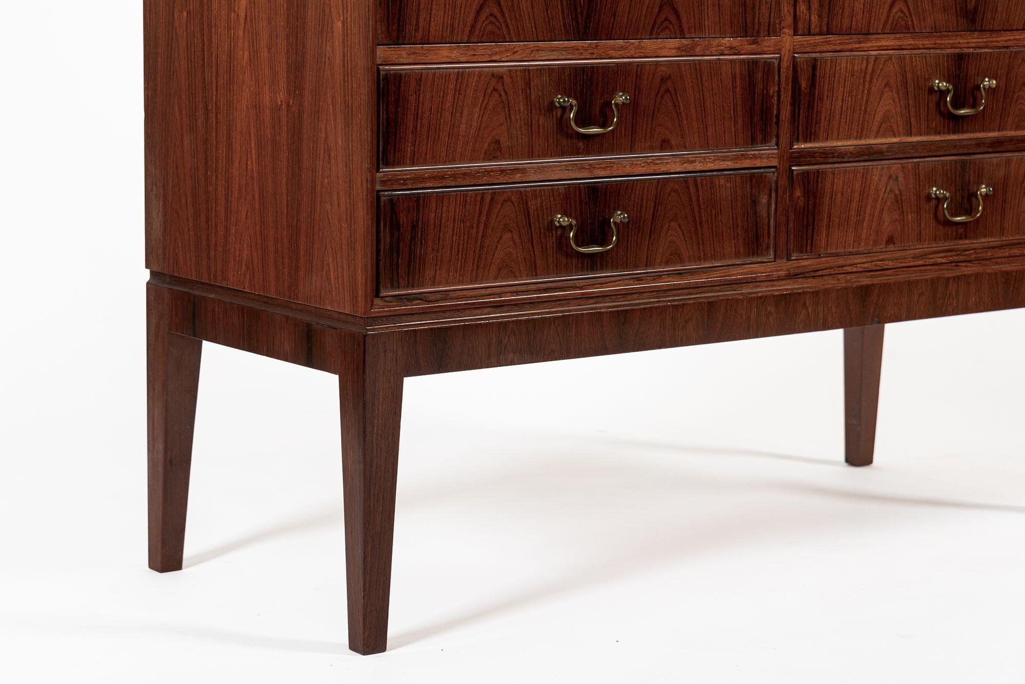 Armadio alto in palissandro del Mid Century Swedish Modern in vendita 6