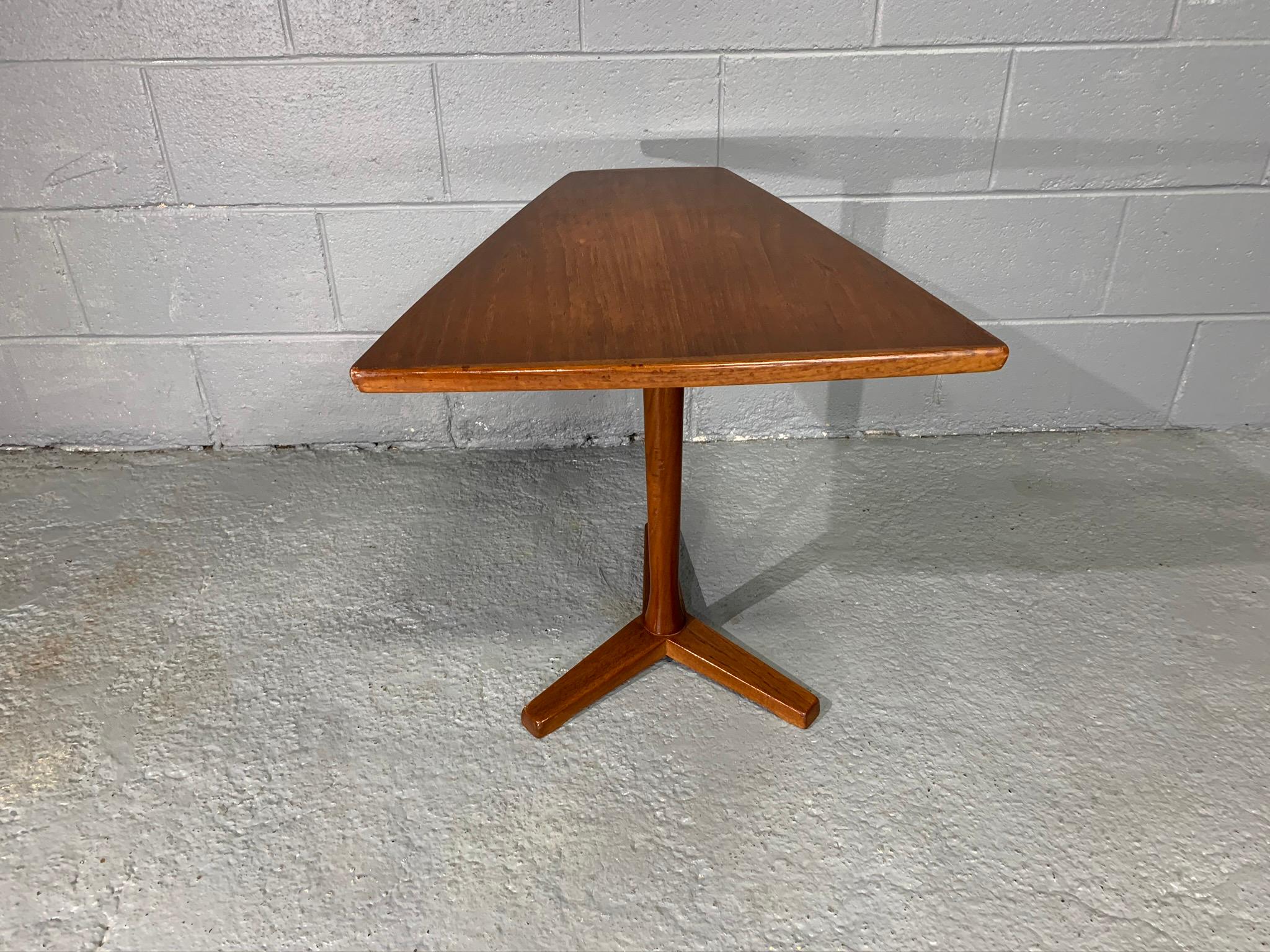 Mid-Century Swedish Modern Teak Side Table / End Table by DUX, circa 1960s 3