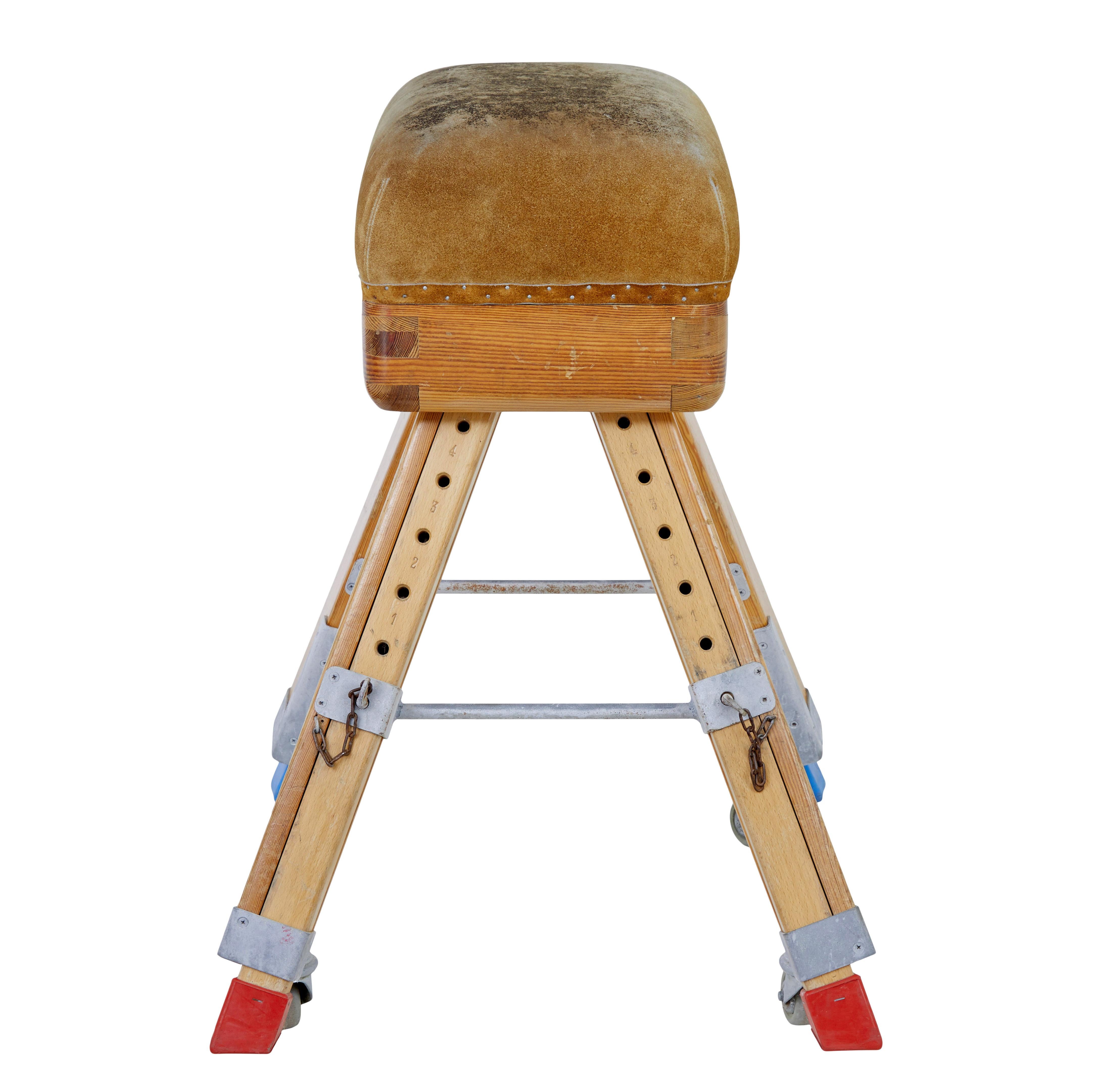 Mid century Swedish pine gym horse In Good Condition For Sale In Debenham, Suffolk