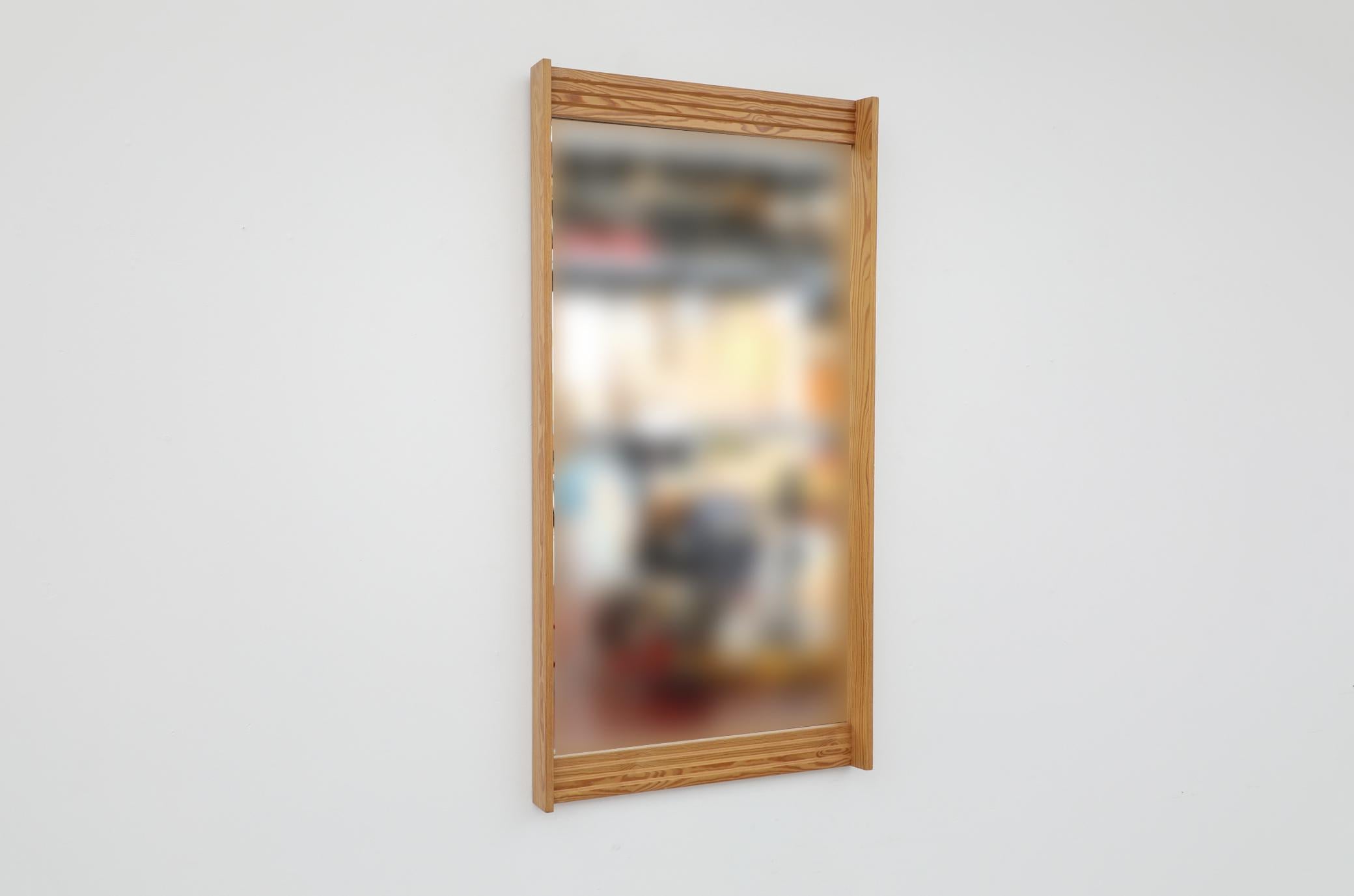 Mid-Century Swedish Solid Pine Wood Wall Mirror w/ Layered Top & Bottom Details In Good Condition For Sale In Los Angeles, CA