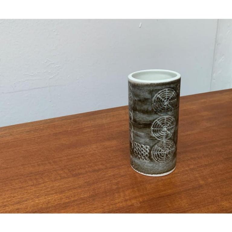 Vase Sarek suédois du milieu du siècle par Olle Alberius pour Rörstrand en vente 5