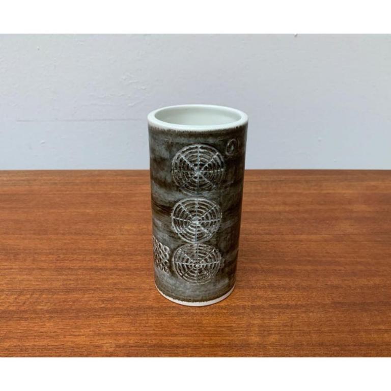 Vase Sarek suédois du milieu du siècle par Olle Alberius pour Rörstrand Excellent état - En vente à Hamburg, DE