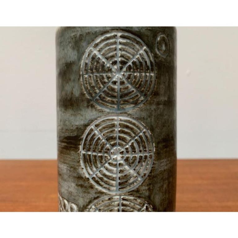 Vase Sarek suédois du milieu du siècle par Olle Alberius pour Rörstrand en vente 1