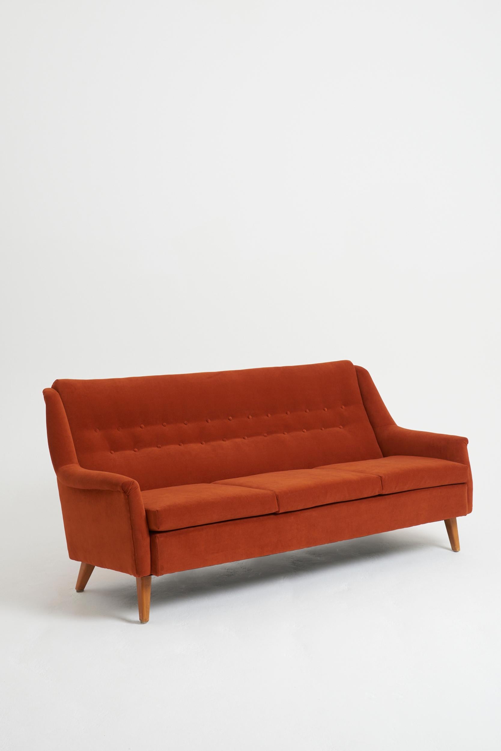 Schwedisches Sofa aus der Mitte des Jahrhunderts (Moderne der Mitte des Jahrhunderts) im Angebot