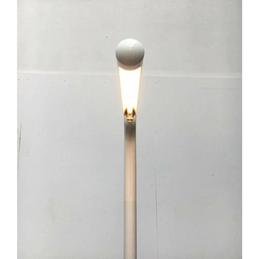 Lampadaire suédois de l'ère spatiale du milieu du siècle dernier par Anders Pehrson, années 1960 Excellent état - En vente à Hamburg, DE