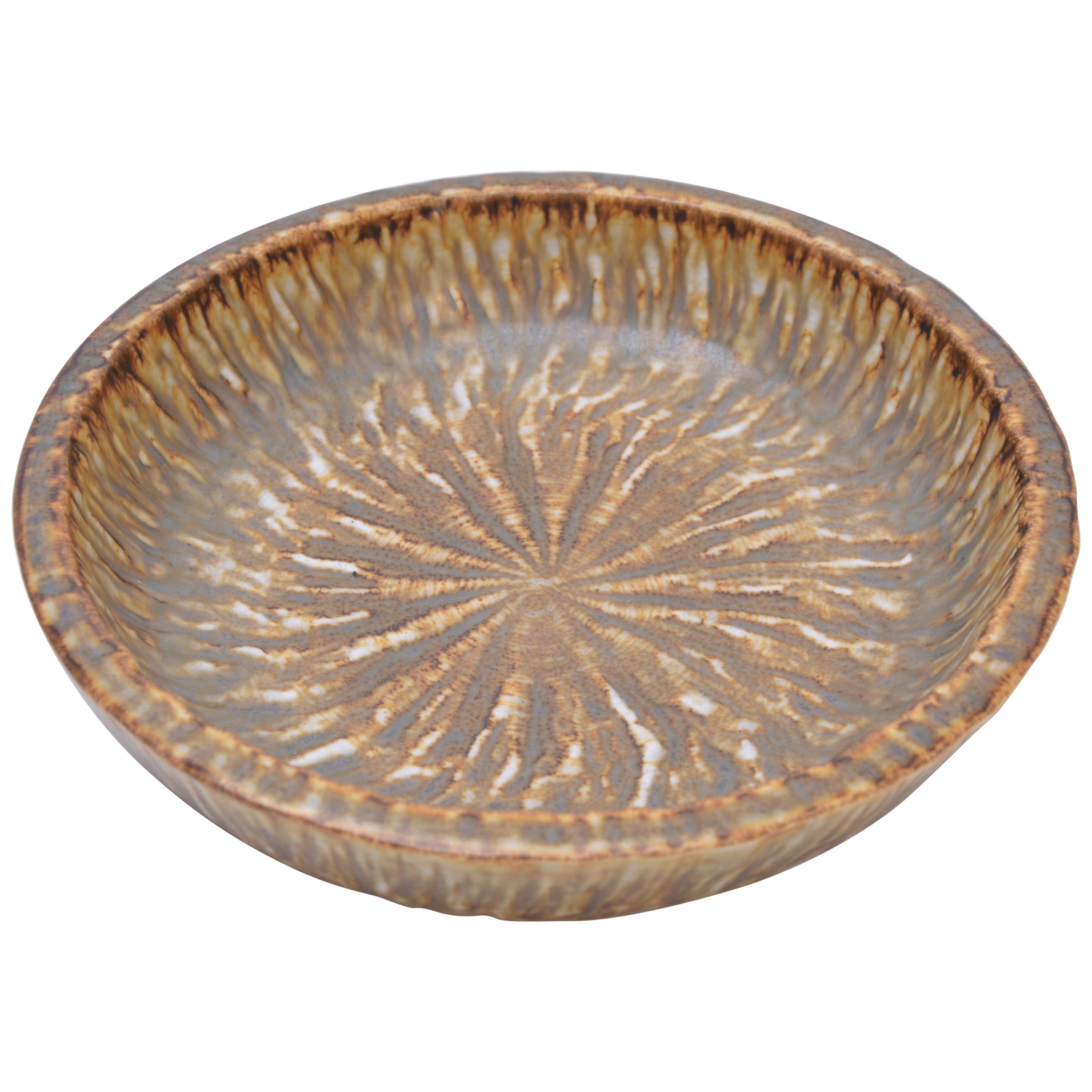 Swedish Mid-Century Modern Stoneware bowl by Gunnar Nylund for Rörstrand For Sale