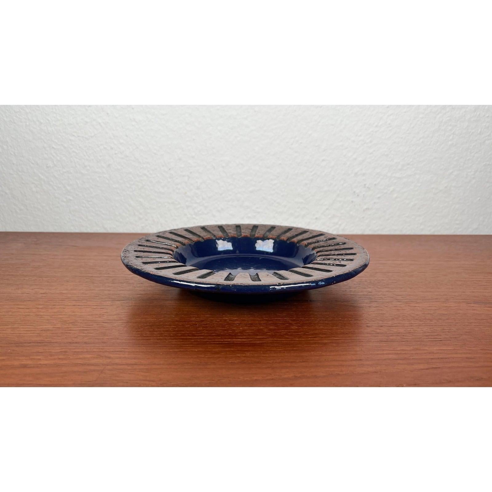 Mid-Century Swedish Studio Pottery Bowl from Gabriel Sweden, 1960s For Sale 4