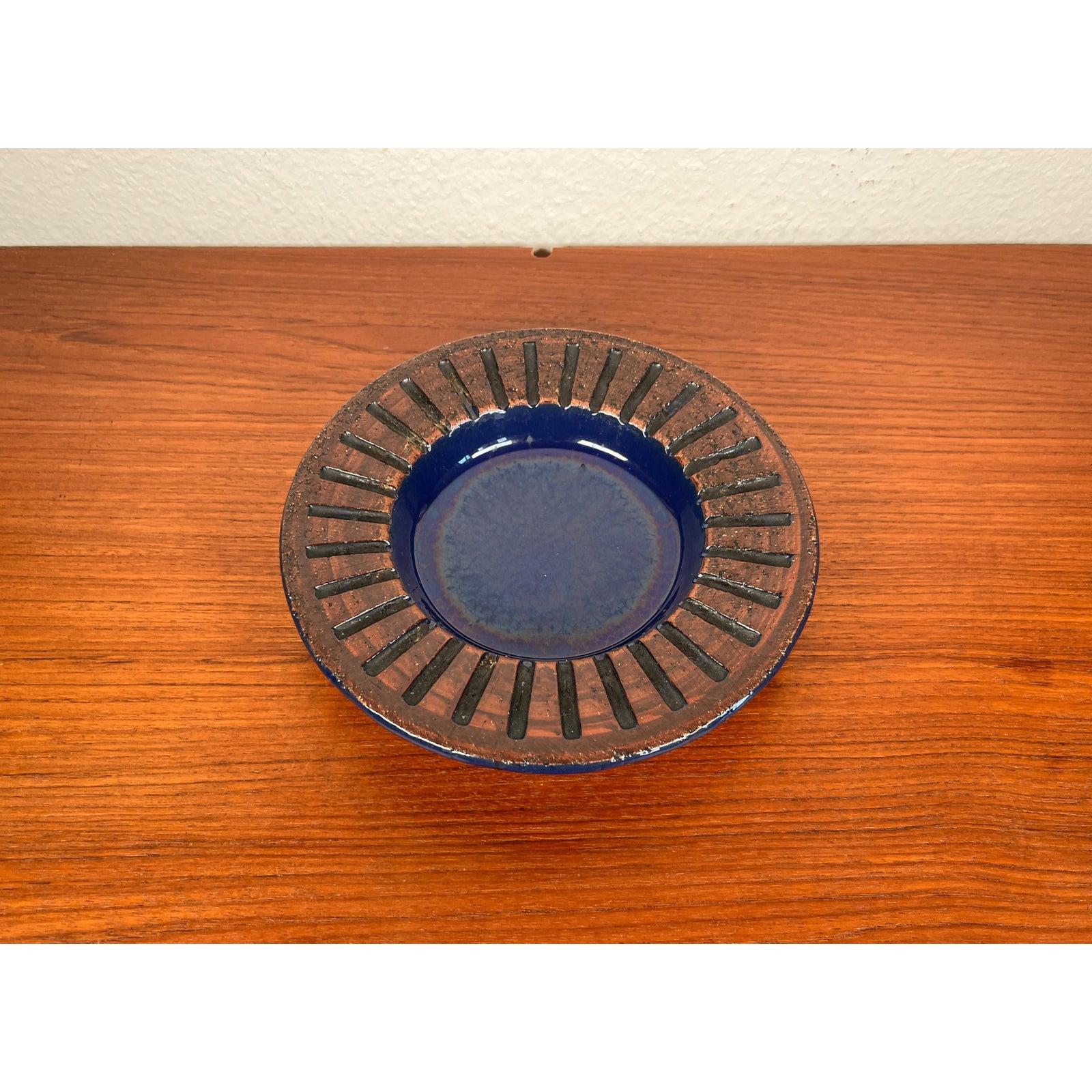 Mid-Century Swedish Studio Pottery Bowl from Gabriel Sweden, 1960s In Excellent Condition For Sale In Hamburg, DE