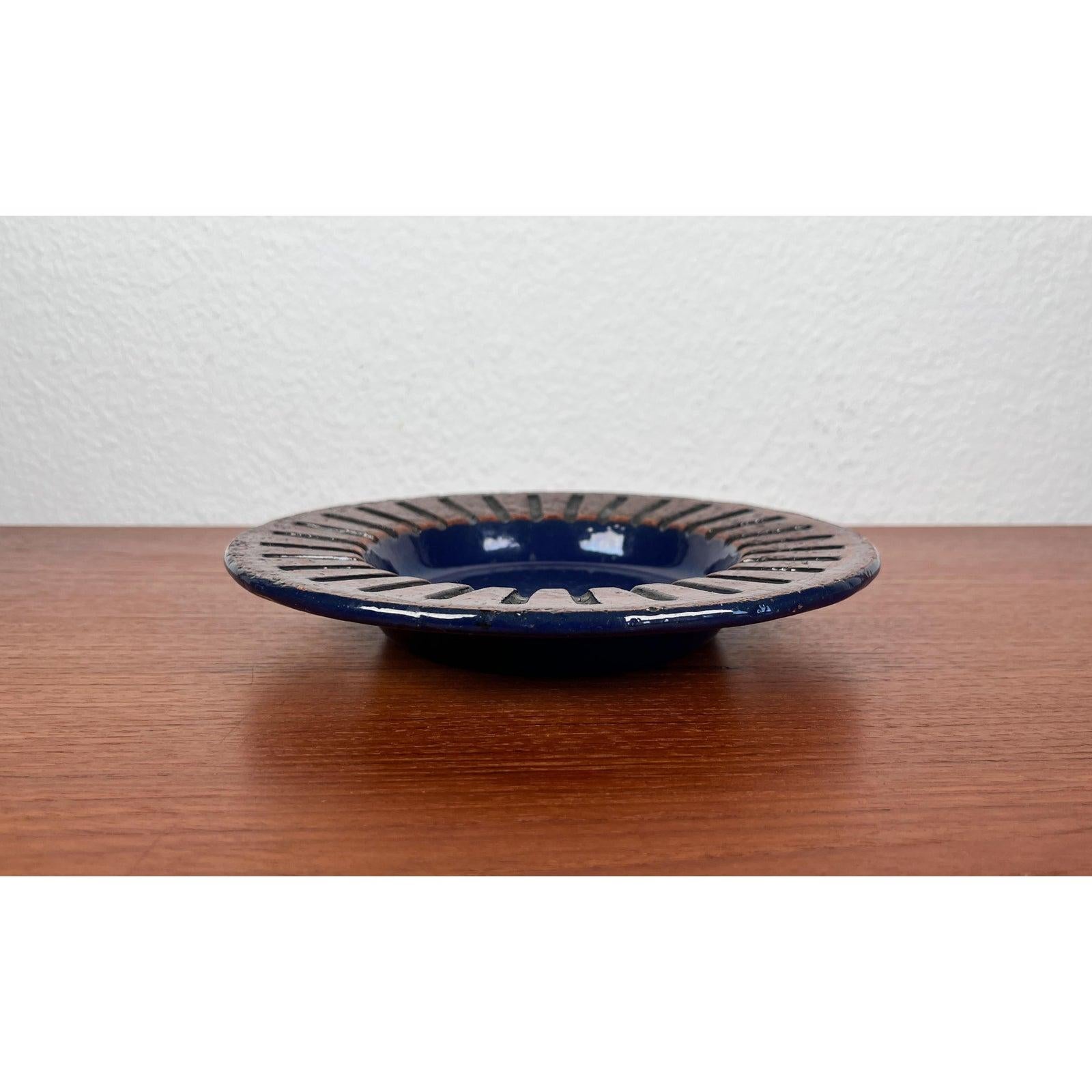 20th Century Mid-Century Swedish Studio Pottery Bowl from Gabriel Sweden, 1960s For Sale