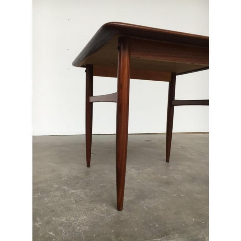 Mid-Century moderno Tavolino da caffè in teak svedese di metà secolo di HMB Möbler, anni '60 in vendita