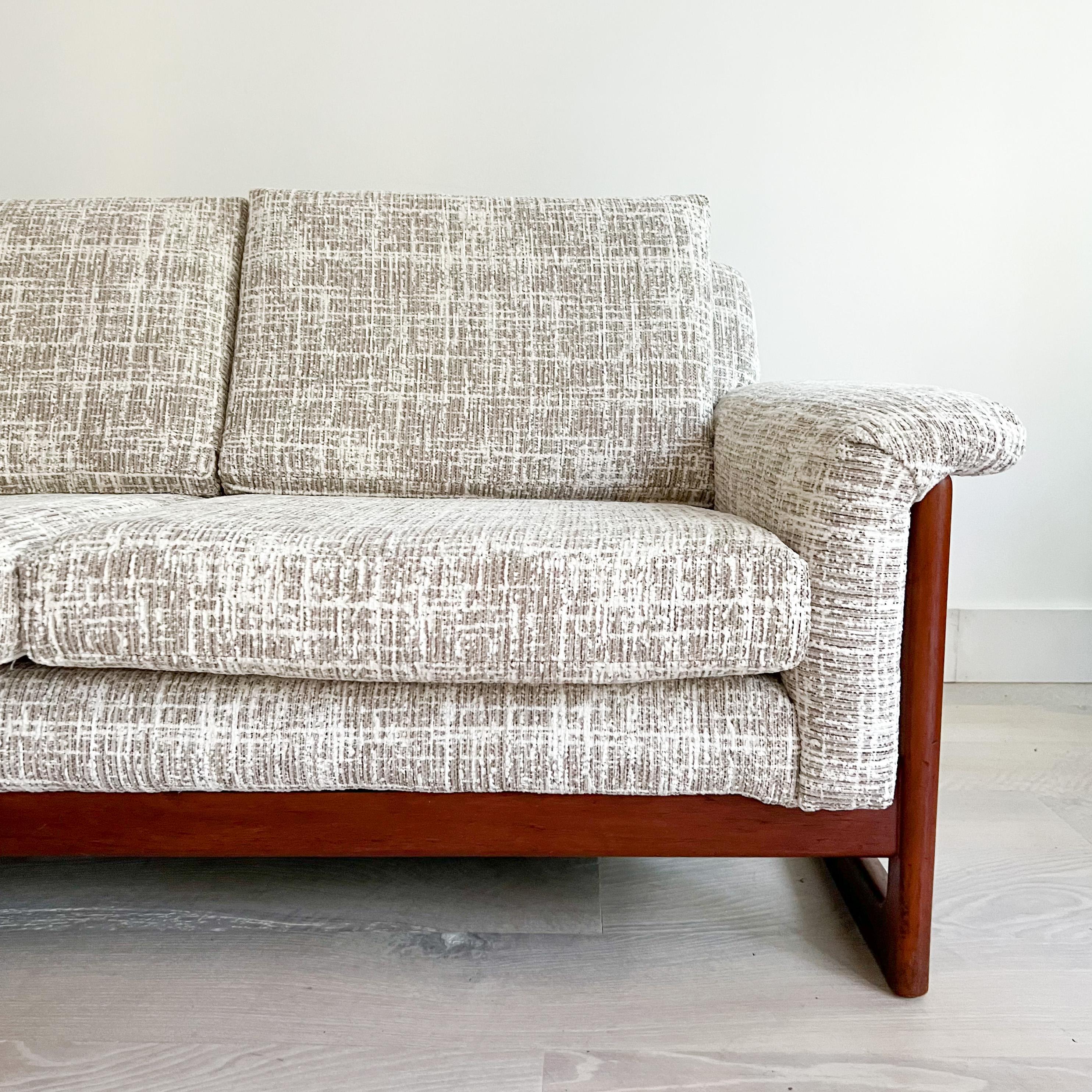Mid-Century Swedish Teak Sofa by Folke Ohlsson for DUX, New Upholstery 11
