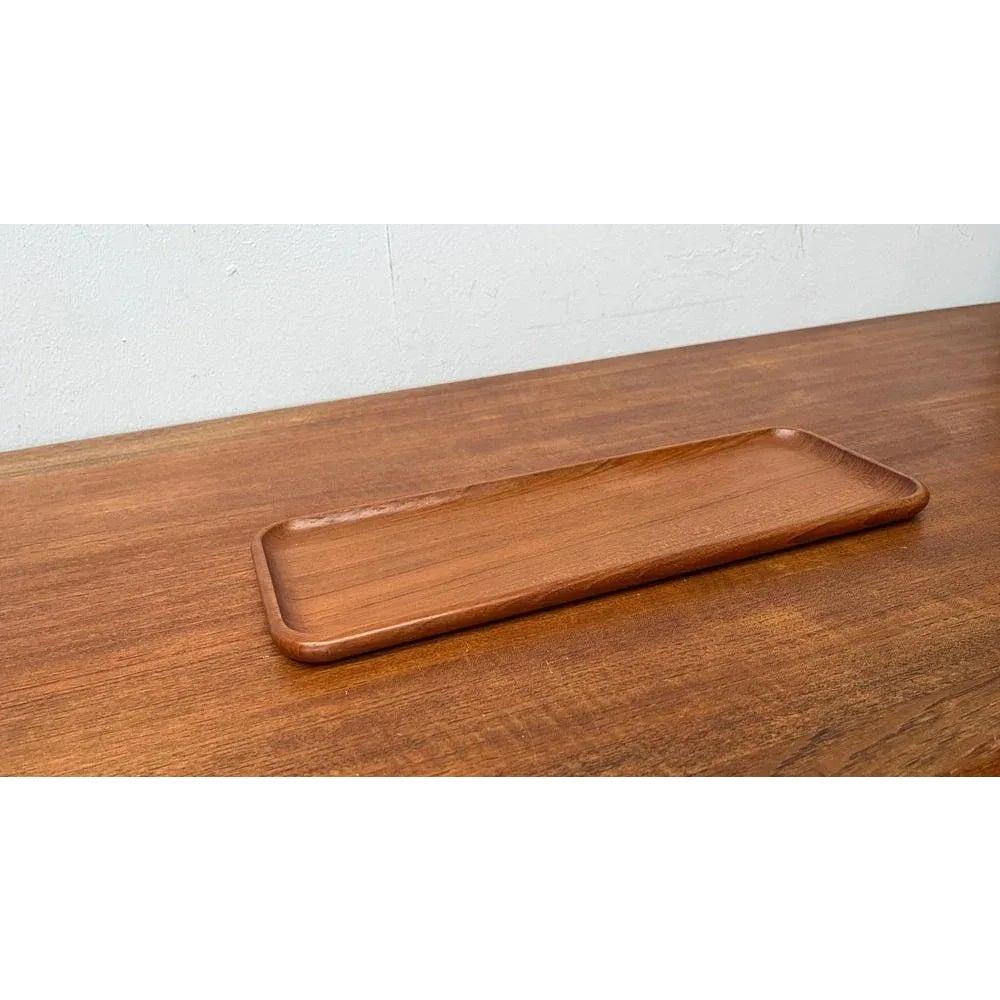 Schwedisches Teakholz-Tablett aus der Jahrhundertmitte von Äkta Teak, 1960er Jahre im Zustand „Hervorragend“ im Angebot in Hamburg, DE