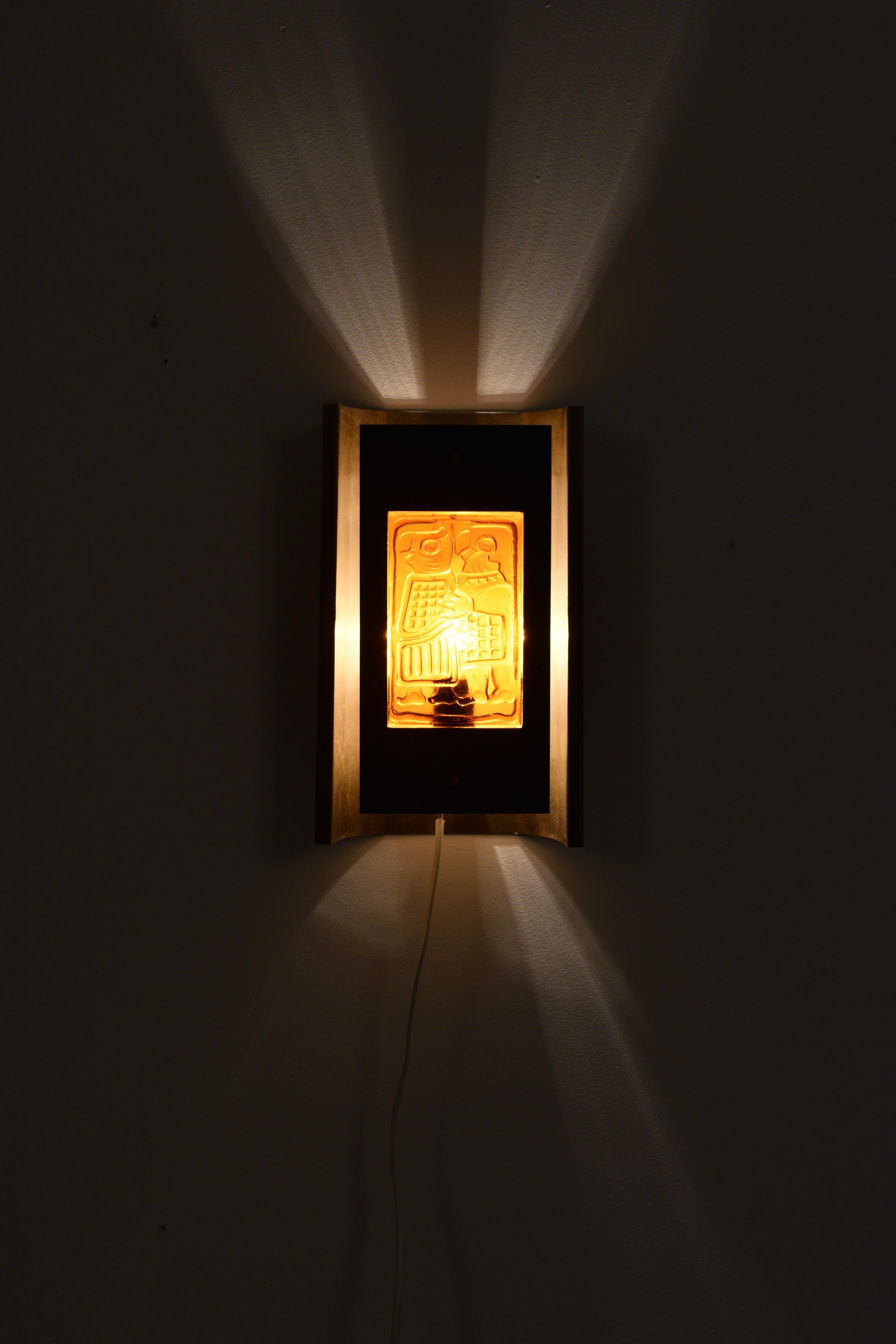 Lámpara de pared sueca de mediados de siglo de Erik Höglund para Boda Smide, años 60 Latón en venta