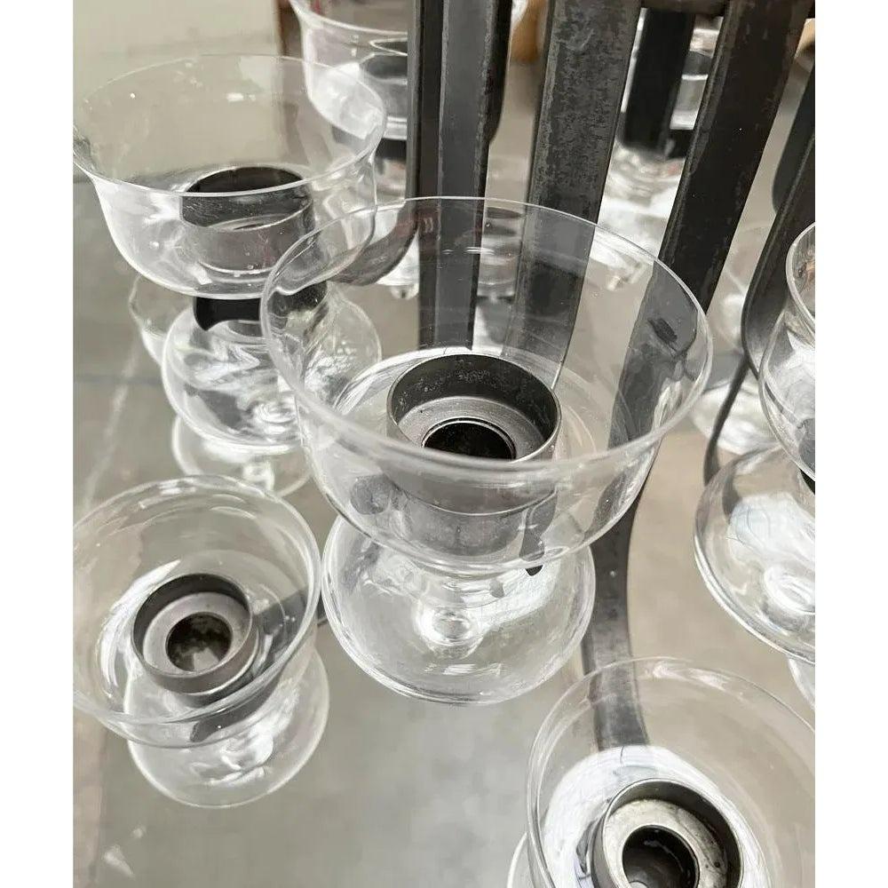 Candelabro sueco de hierro forjado y cristal de mediados de siglo, años 60 en venta 4