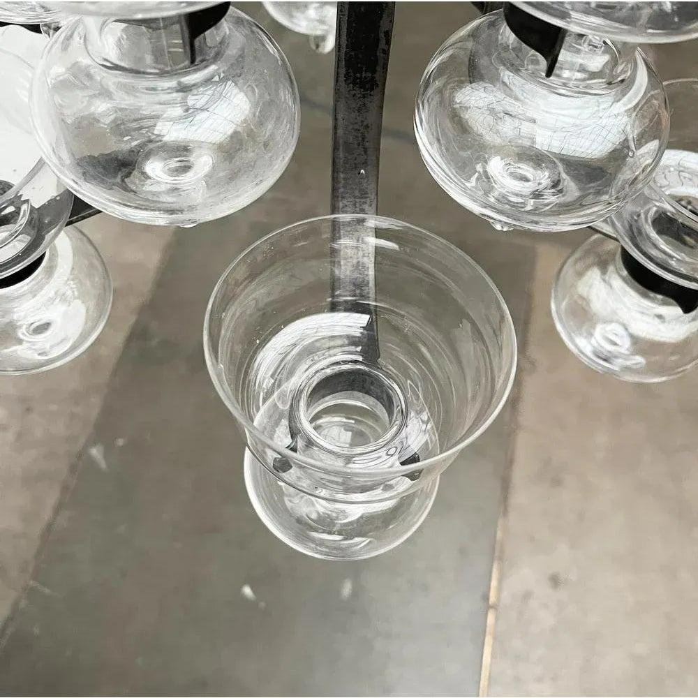 Candelabro sueco de hierro forjado y cristal de mediados de siglo, años 60 Metal en venta