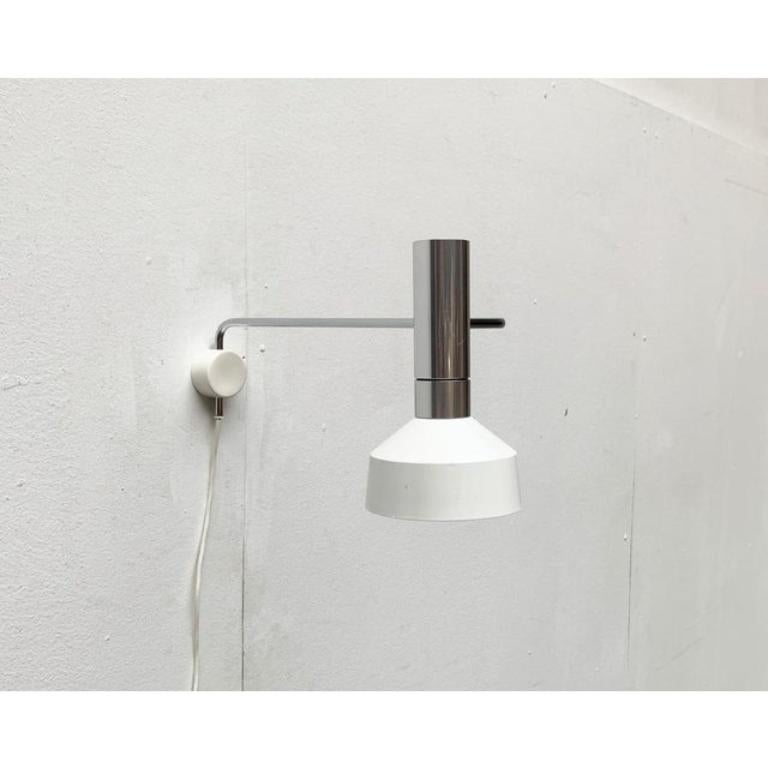 Lámpara de pared minimalista suiza de mediados de siglo Minilux para Baltensweiler, años 60 en venta 5