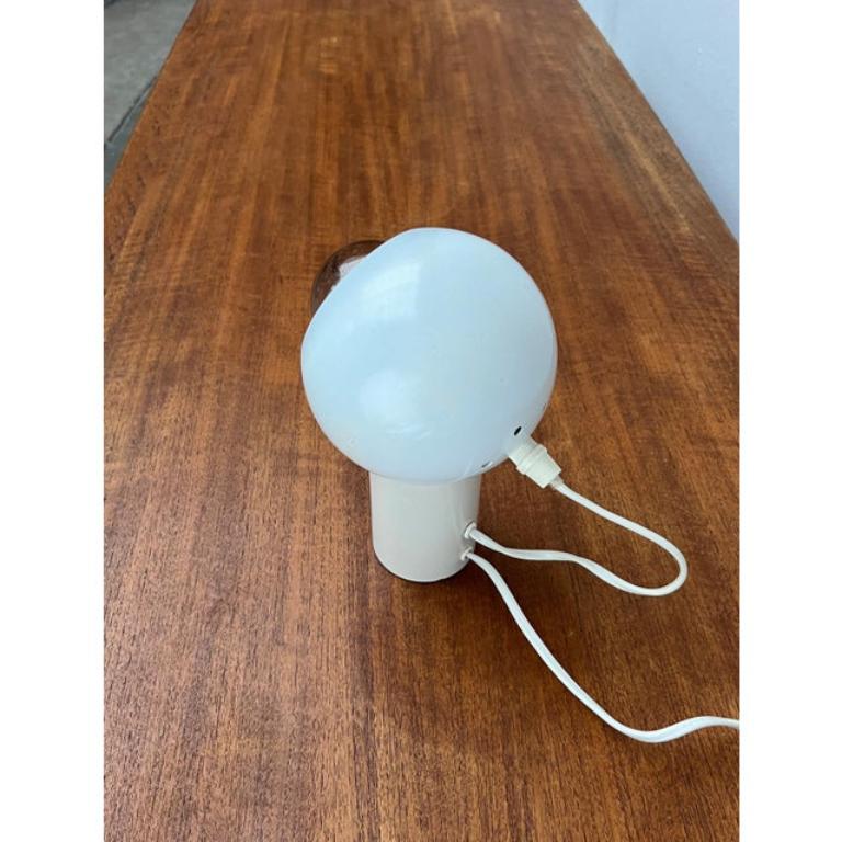 Mid-Century Modern Lampe de table magnétique suisse minimaliste de l'ère spatiale, années 1960 en vente