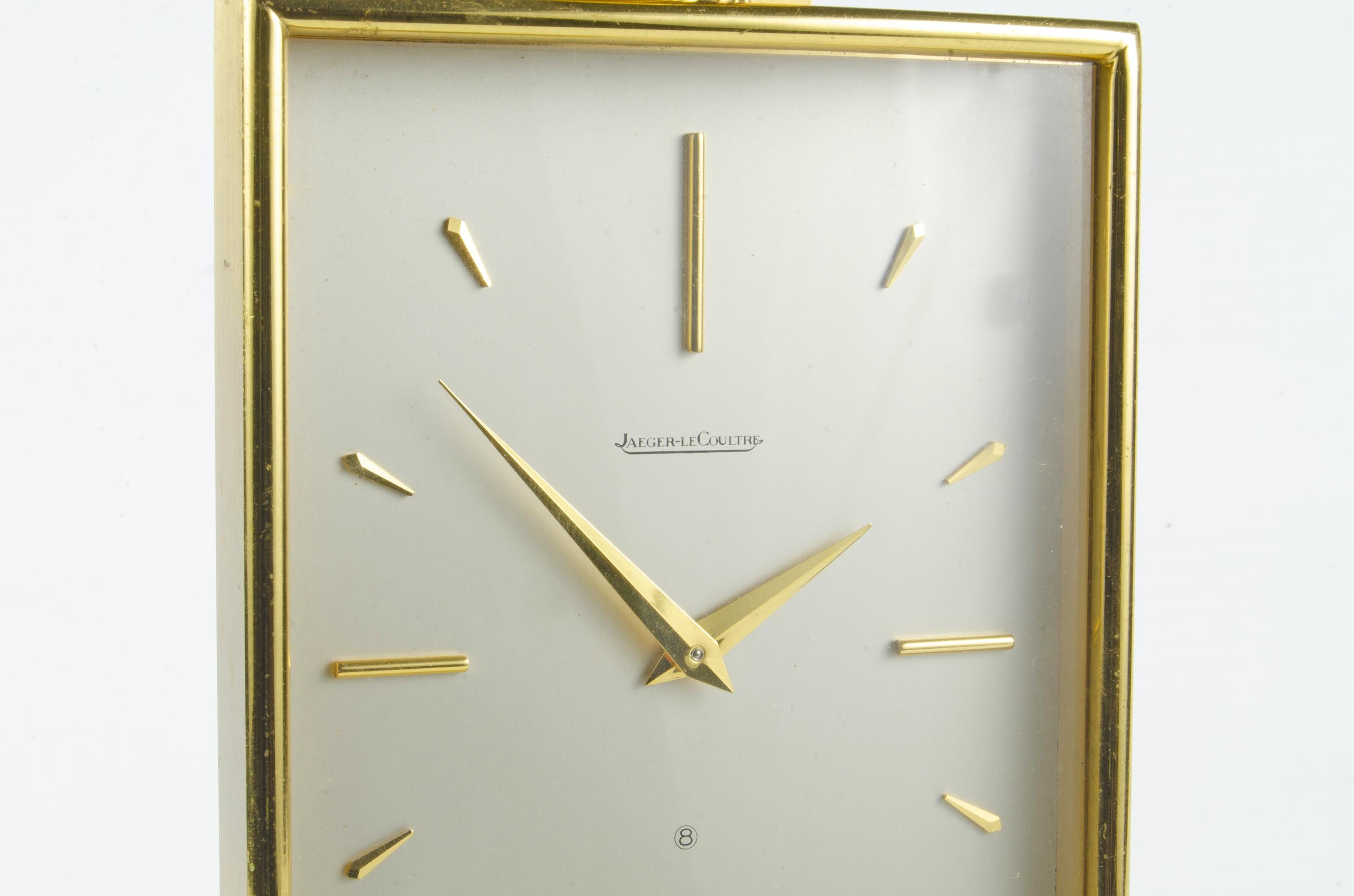 Metal Mid-Century Swiss Modern Golden Brass 8-Days Movement Desk Clock by LeCoultre For Sale