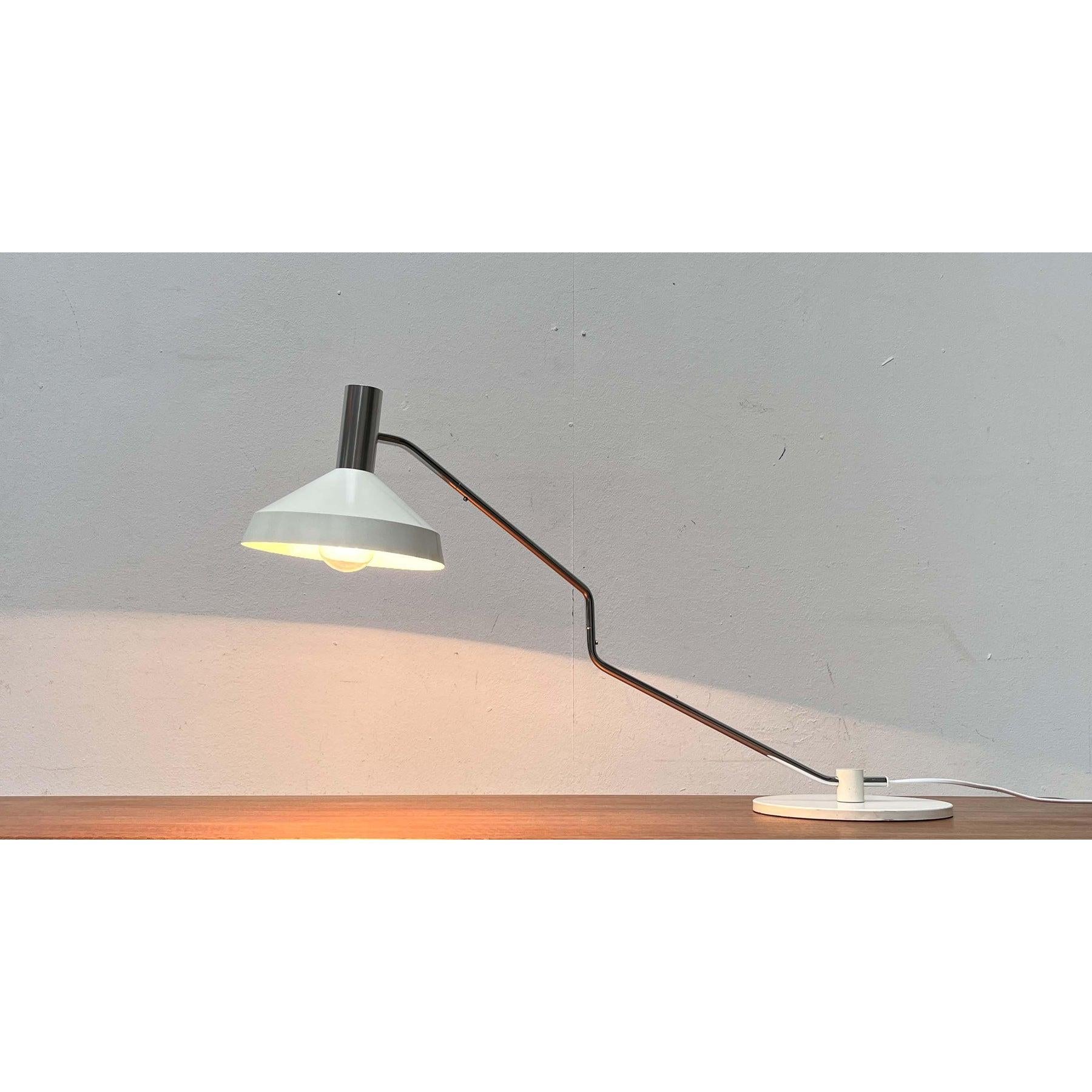 Schweizer Pentarkus-Tischlampe aus der Jahrhundertmitte von Rosemarie & Rico Baltensweiler 1950er Jahre (Schweizerisch) im Angebot