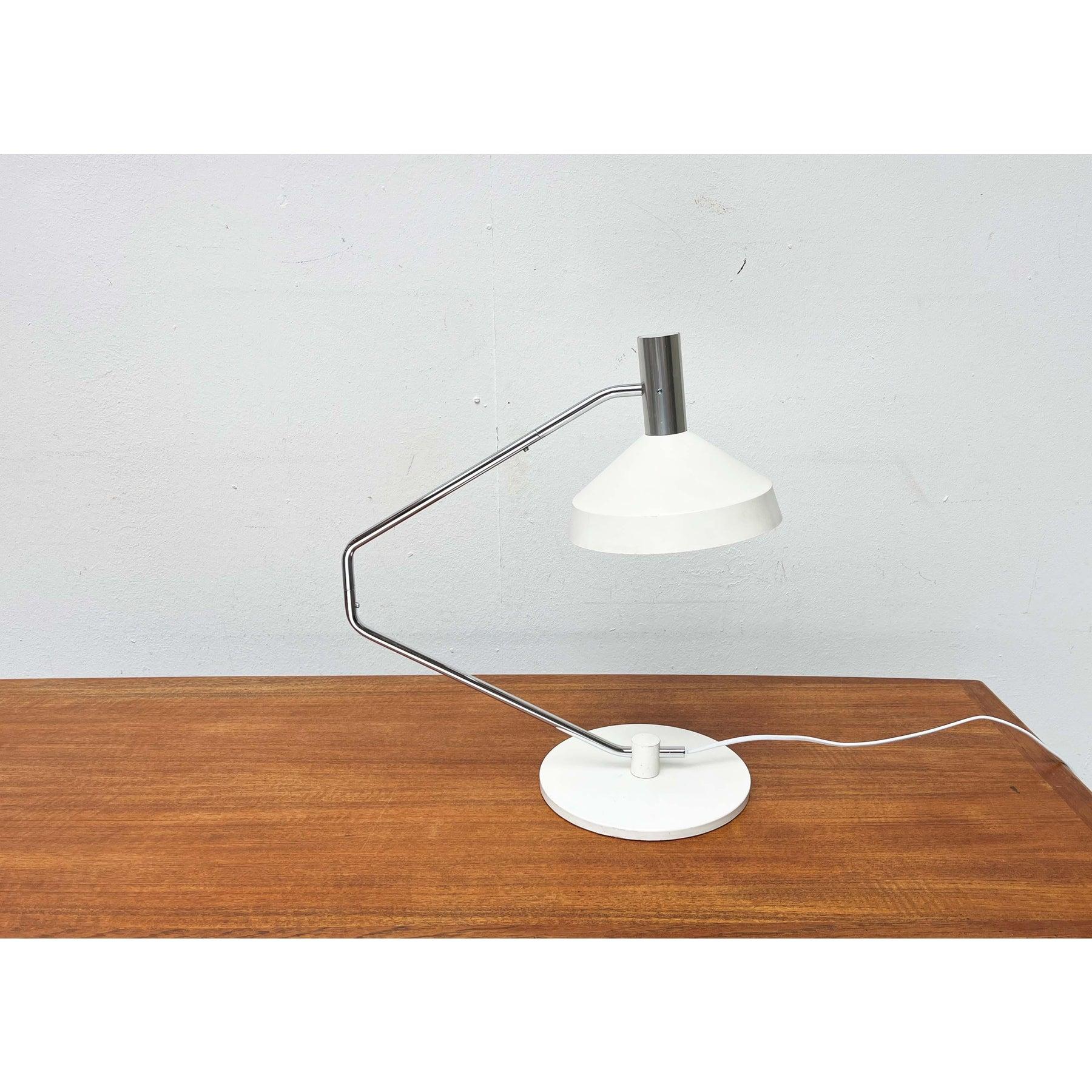 Schweizer Pentarkus-Tischlampe aus der Jahrhundertmitte von Rosemarie & Rico Baltensweiler 1950er Jahre im Zustand „Gut“ im Angebot in Hamburg, DE