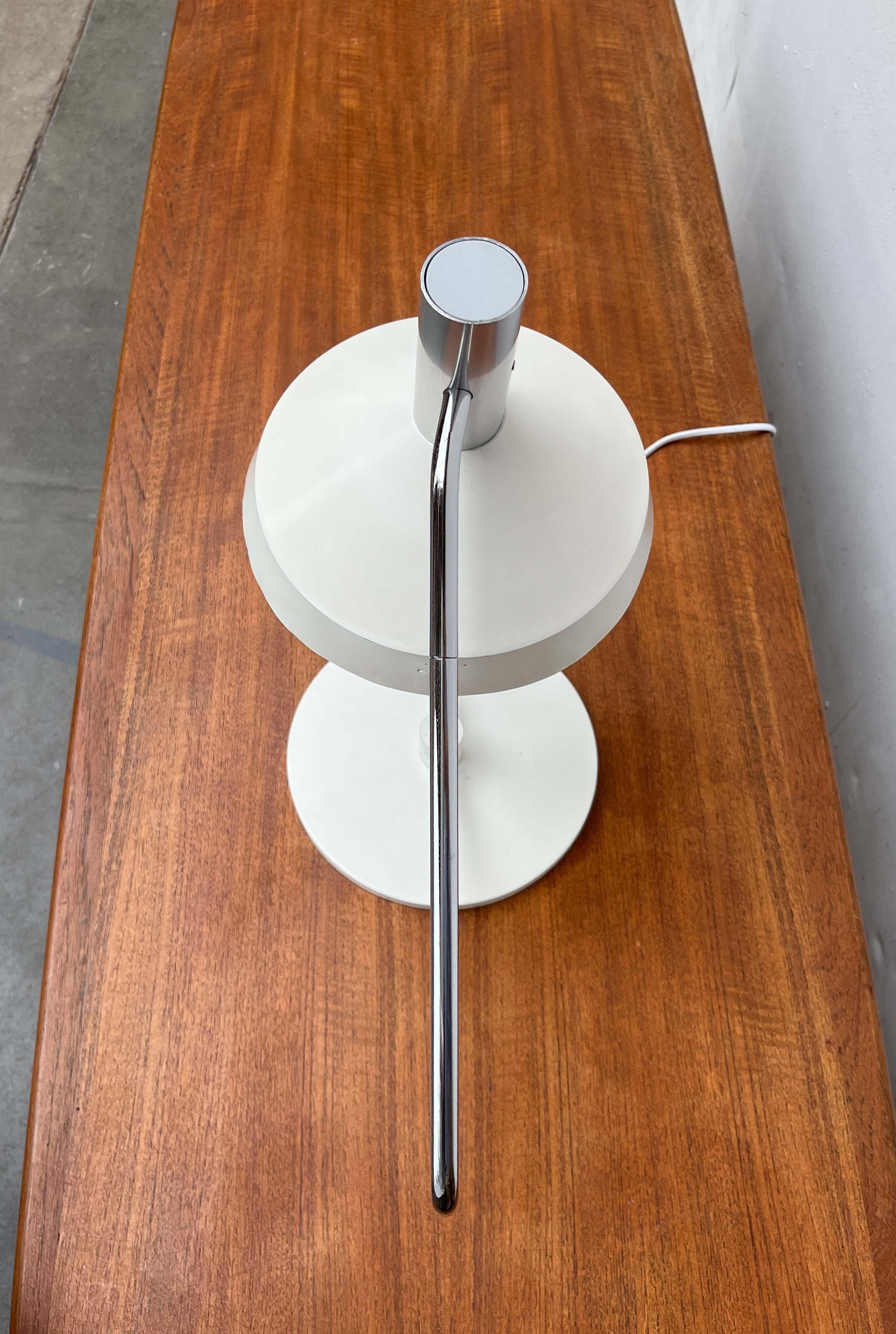 Lampe de table Pentarkus suisse du milieu du siècle dernier par Rosemarie et Rico Baltensweiler, années 50 en vente 10
