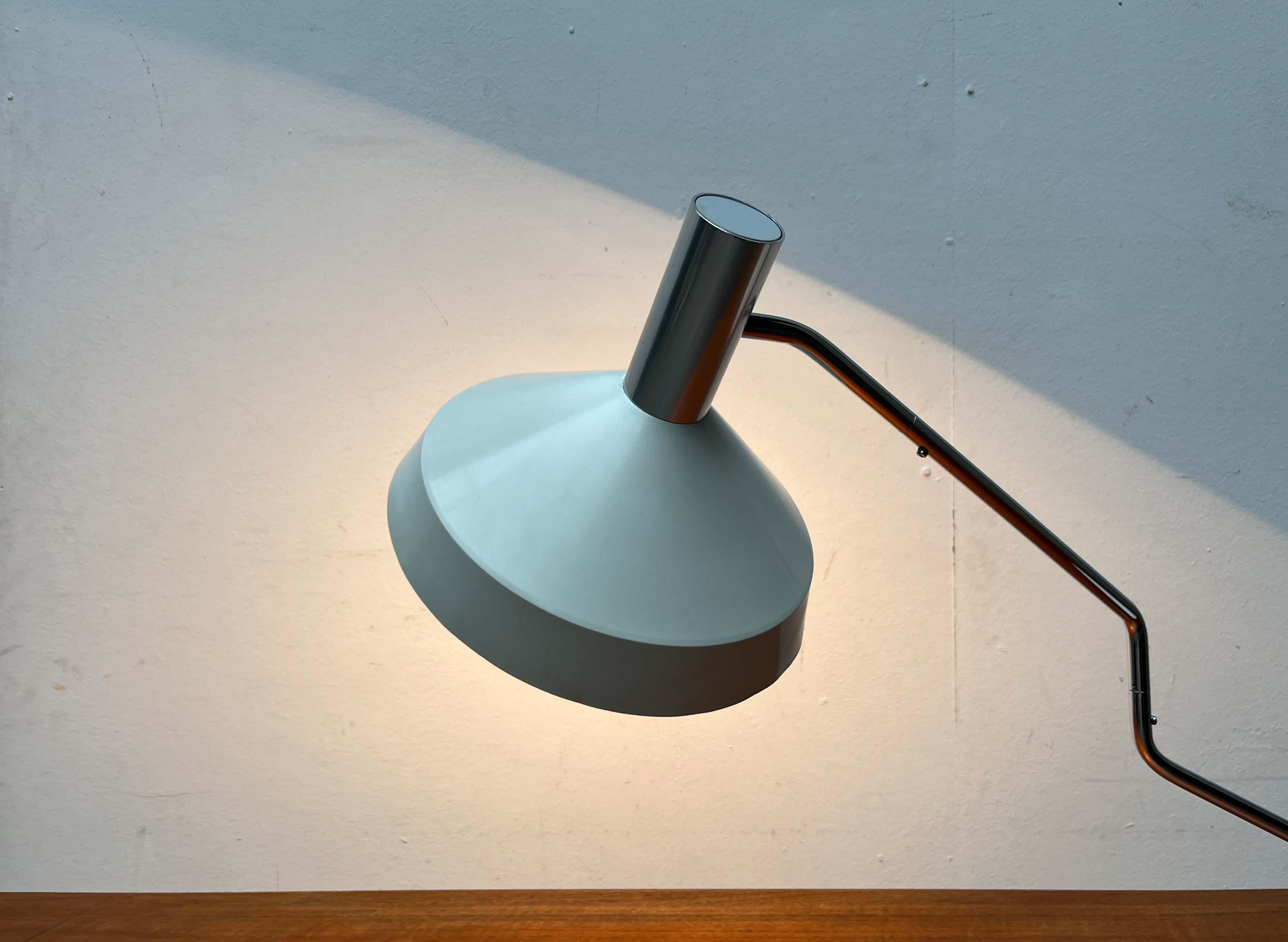 Lampe de table Pentarkus suisse du milieu du siècle dernier par Rosemarie et Rico Baltensweiler, années 50 en vente 11