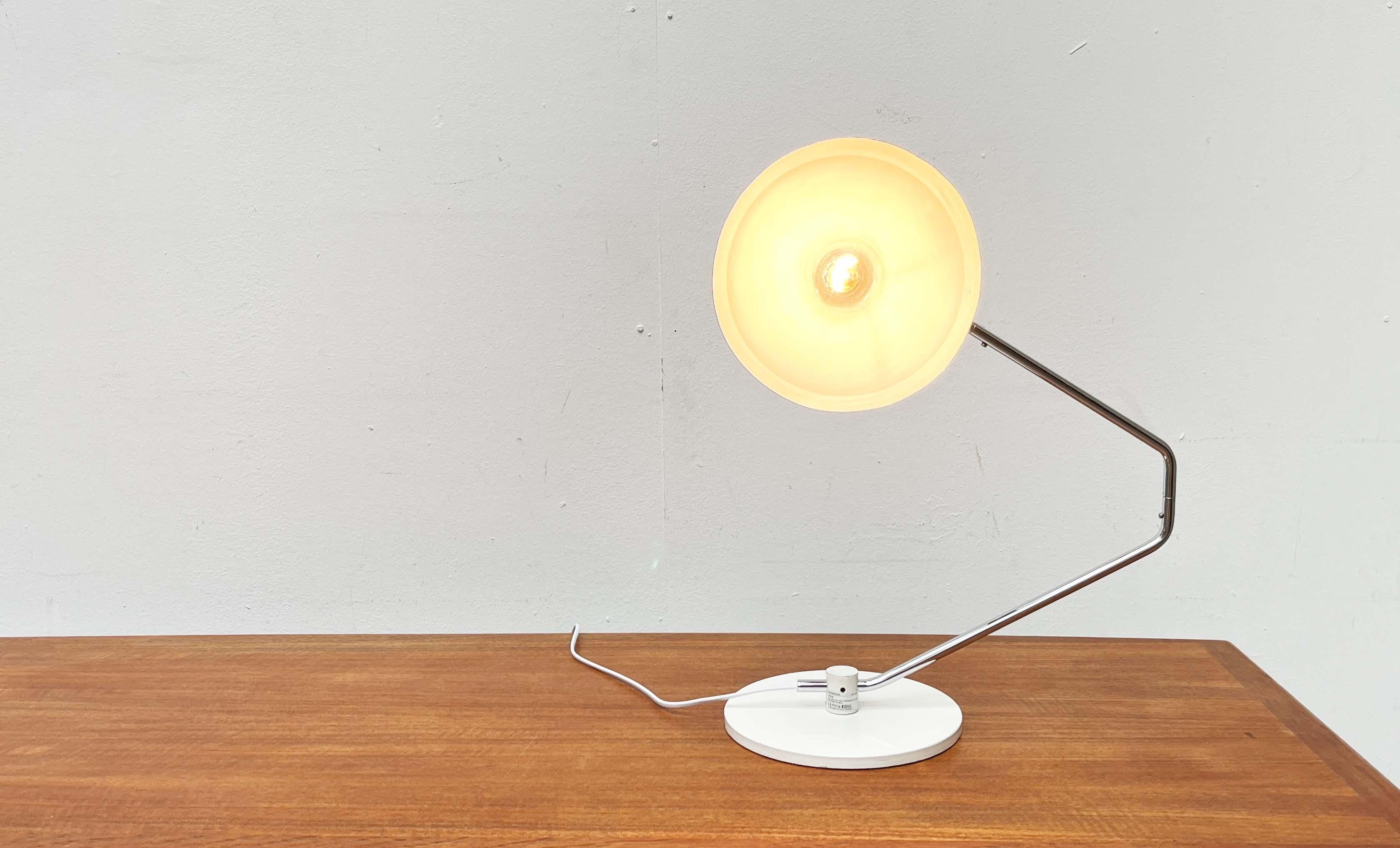 Mid-Century Modern Lampe de table Pentarkus suisse du milieu du siècle dernier par Rosemarie et Rico Baltensweiler, années 50 en vente