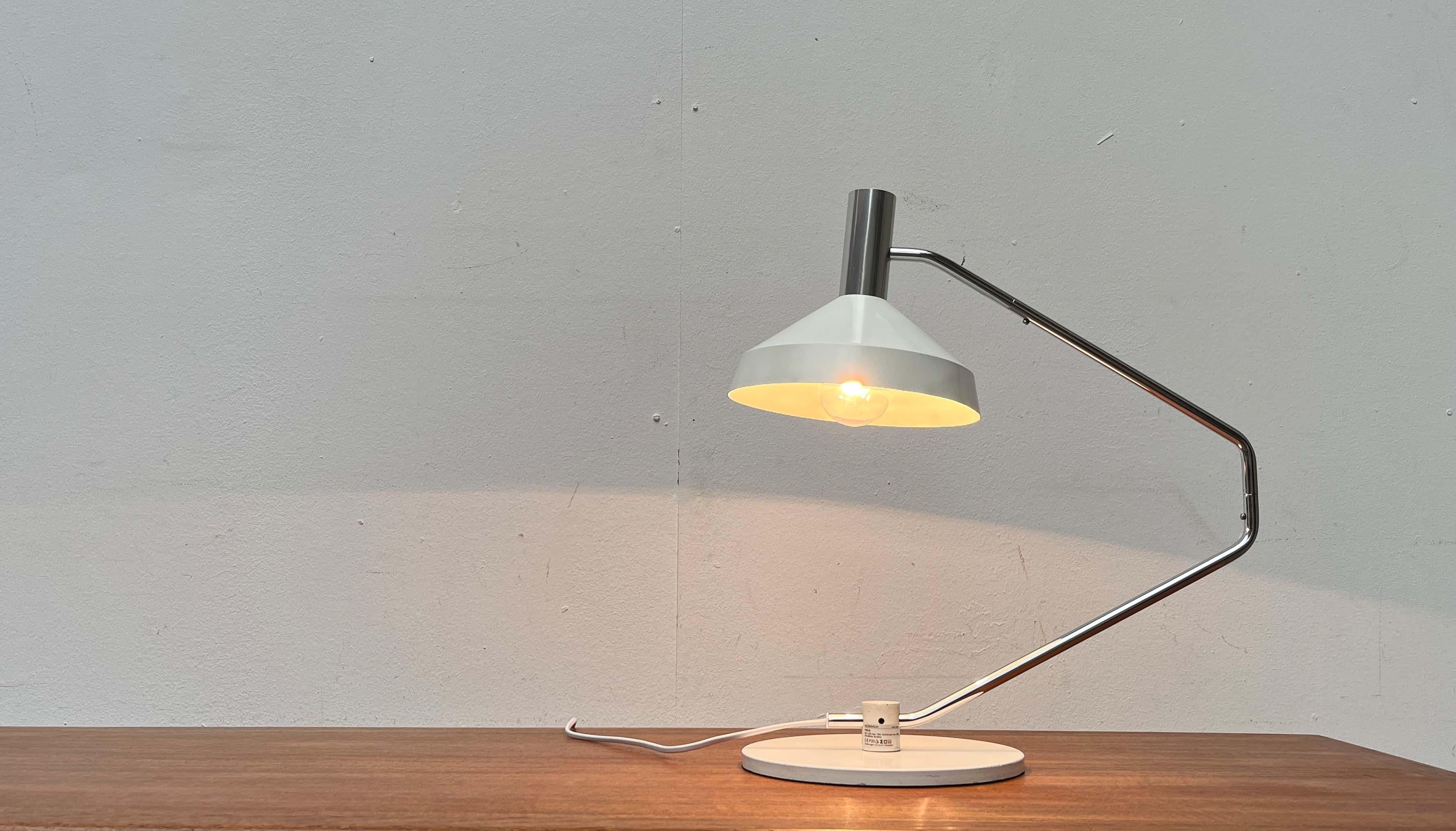Suisse Lampe de table Pentarkus suisse du milieu du siècle dernier par Rosemarie et Rico Baltensweiler, années 50 en vente