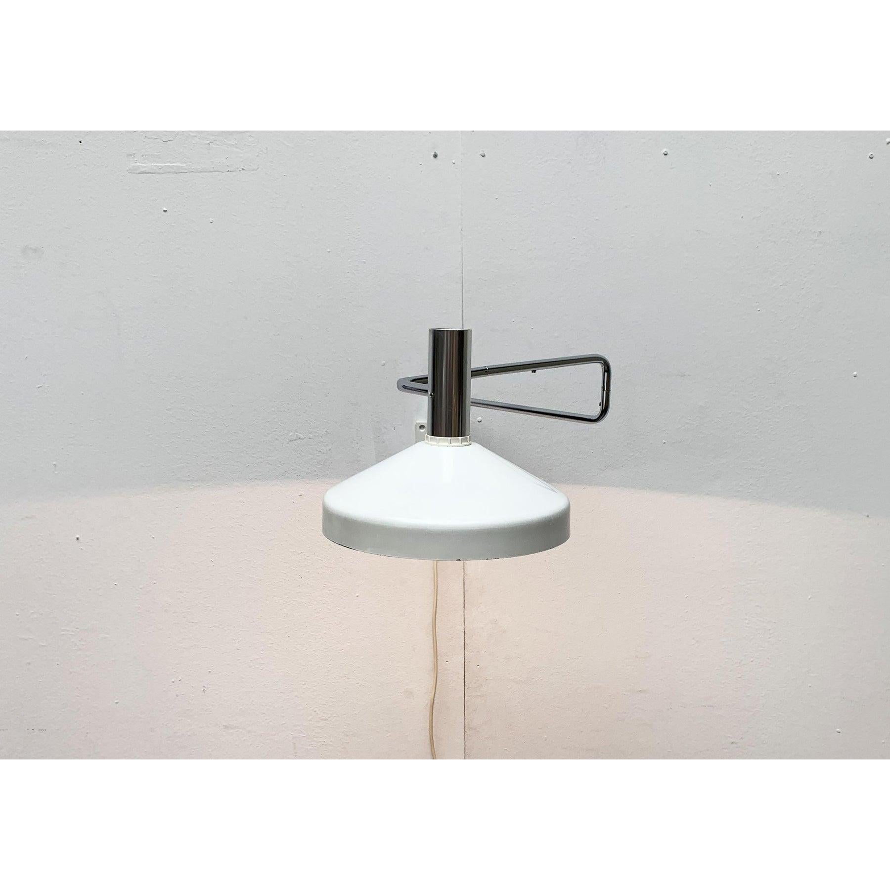 Mid-Century Swiss Pentarkus Wall Lamp by Rosemarie and Rico Baltensweiler, 1950s In Excellent Condition For Sale In Hamburg, DE