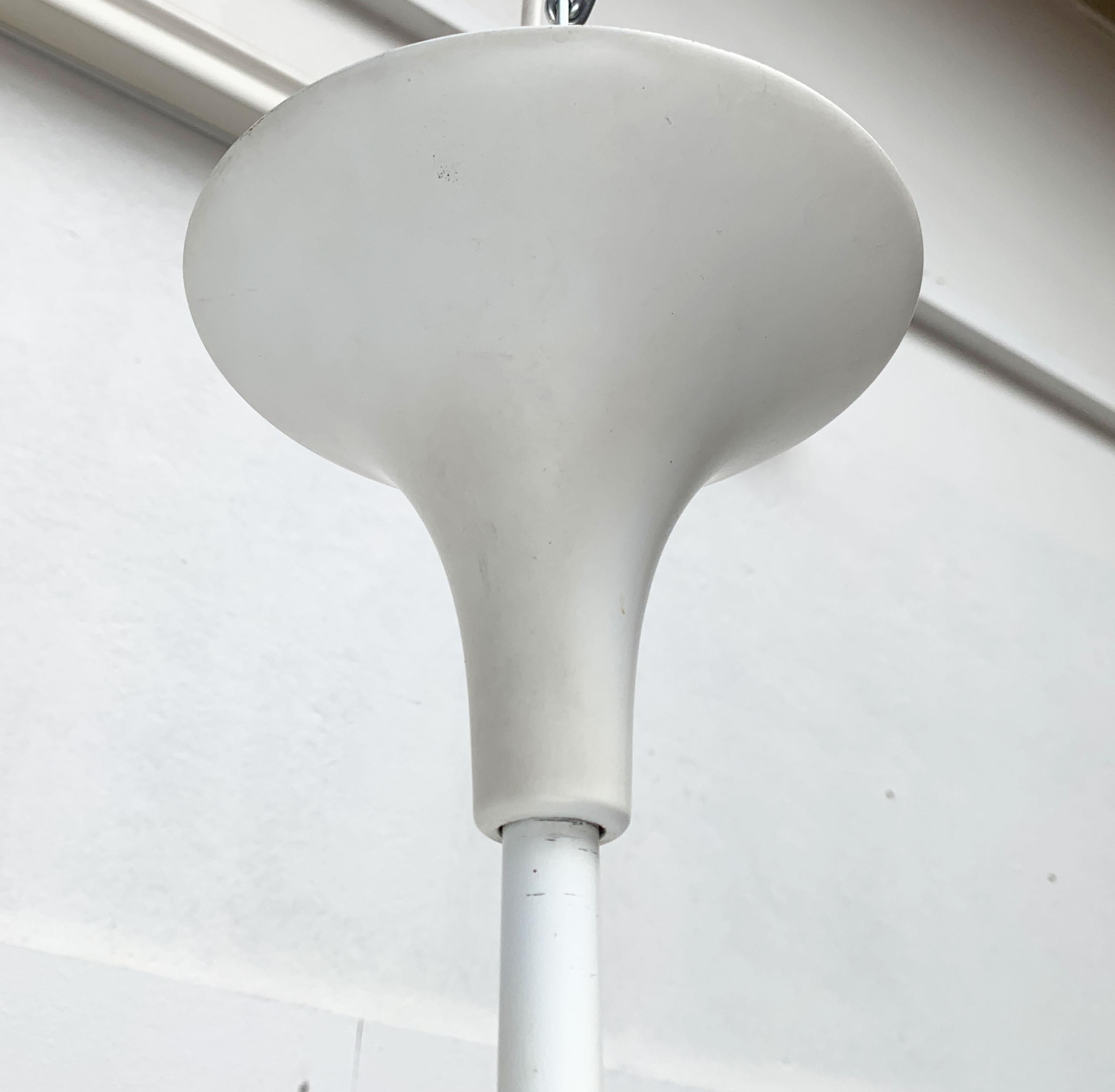 Pendentif mobile suisse de l'ère spatiale du milieu du siècle dernier par E. R. Nele pour Temde en vente 1