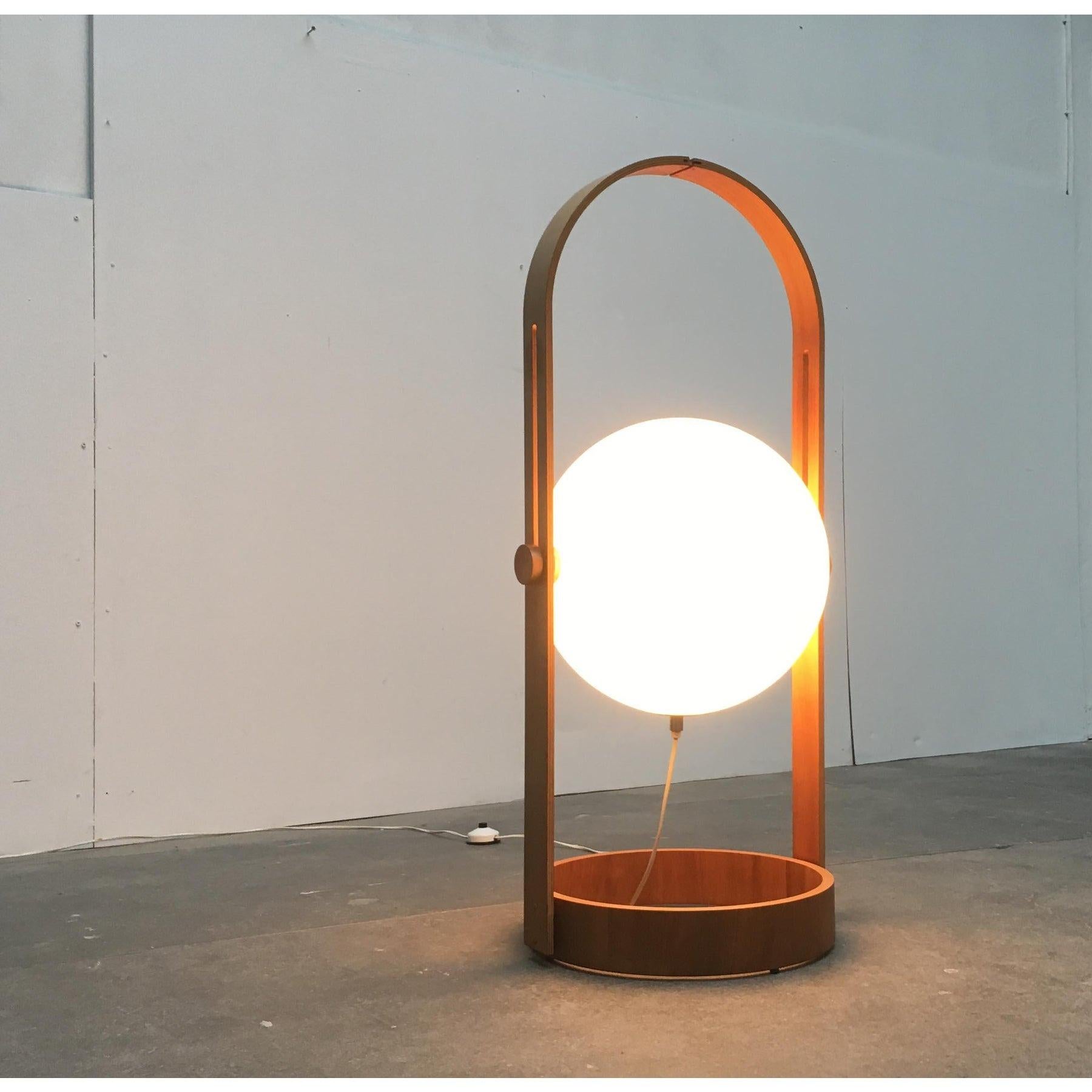 Lampada da terra in plastica e compensato di Temde, 1960, Svizzera, metà del secolo. in vendita 5