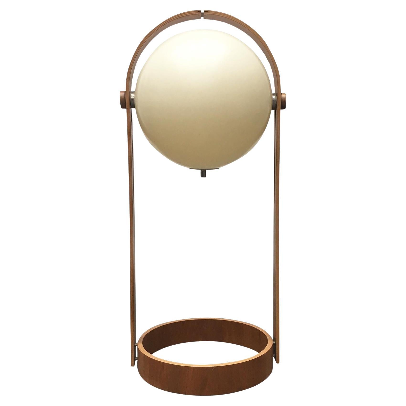 Lampada da terra in plastica e compensato di Temde, 1960, Svizzera, metà del secolo.