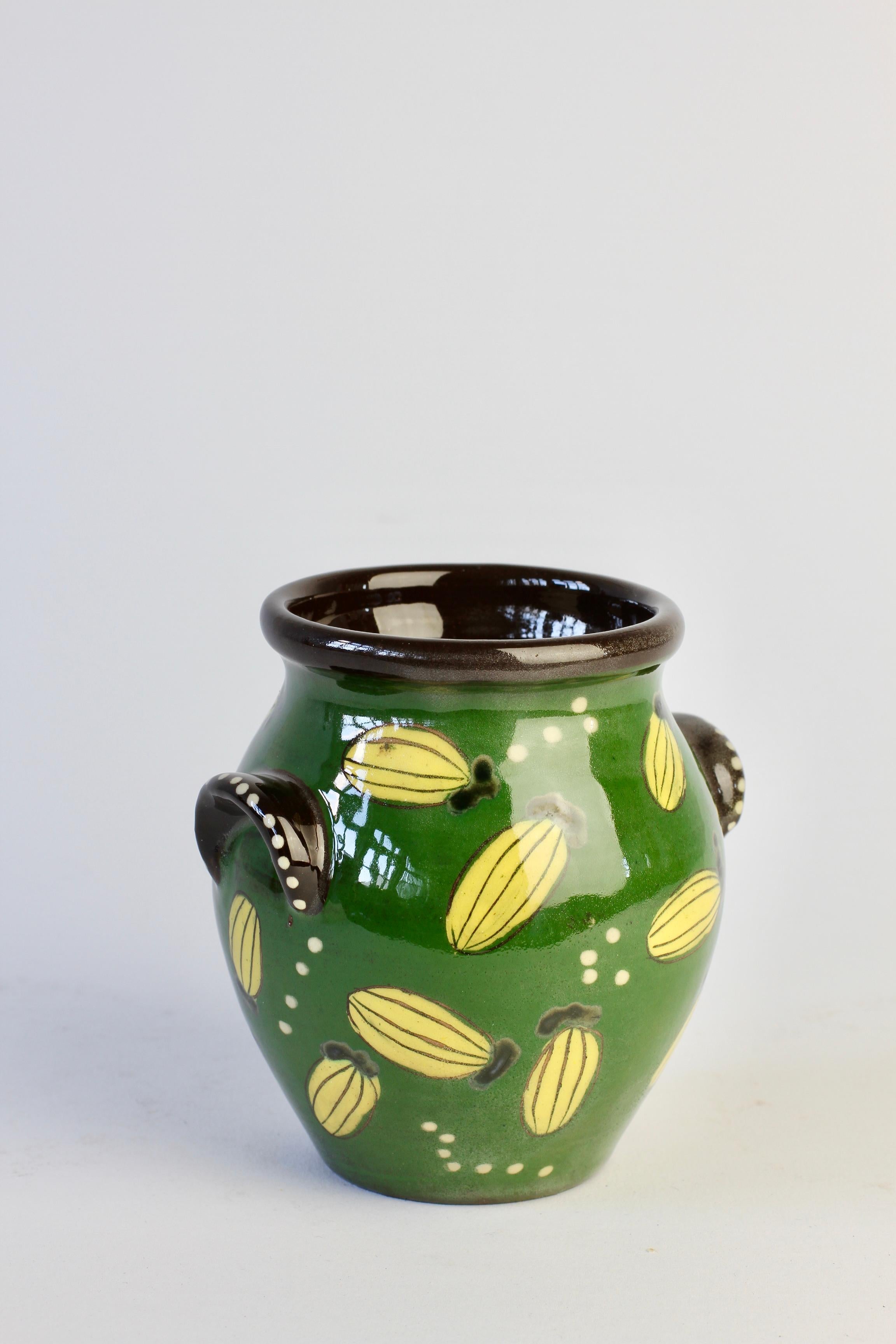 Mid-Century Swiss Studio Pottery Grün & Gelb Vase Topf Schweiz circa 1950s im Angebot 7