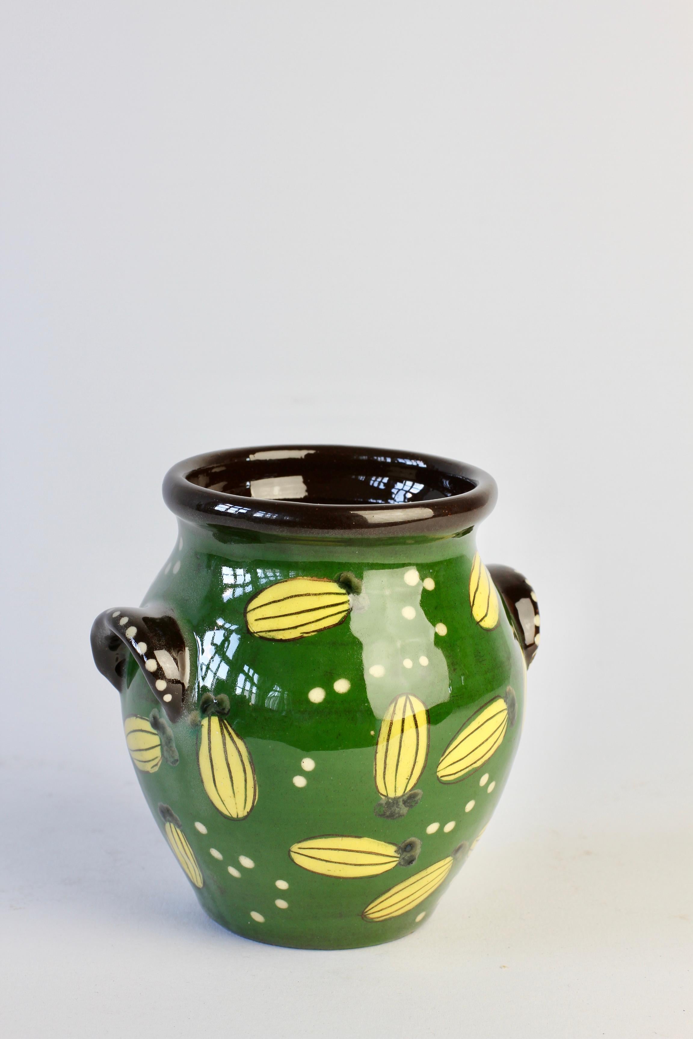 Mid-Century Swiss Studio Pottery Grün & Gelb Vase Topf Schweiz circa 1950s im Angebot 8