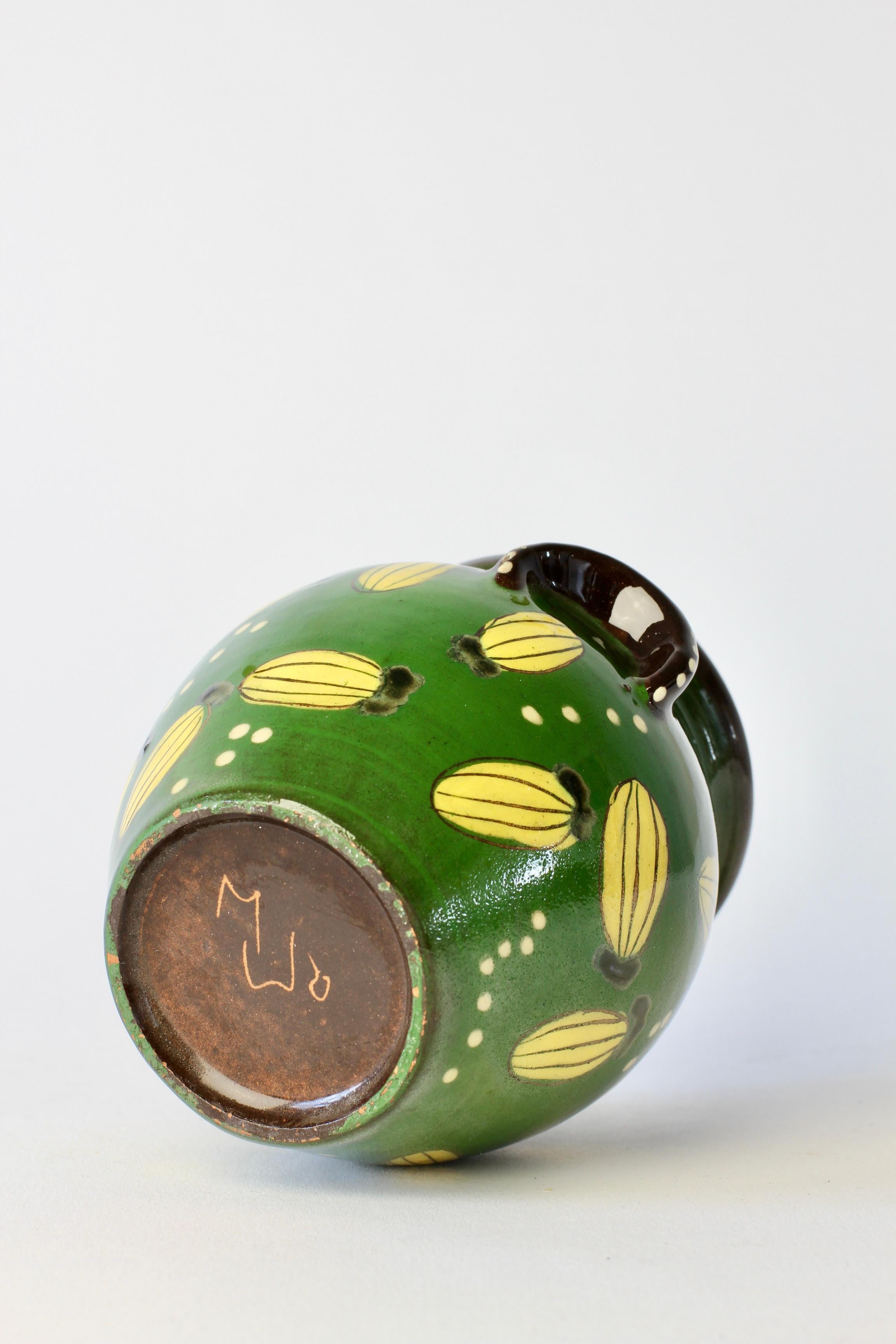 Mid-Century Swiss Studio Pottery Grün & Gelb Vase Topf Schweiz circa 1950s im Angebot 11