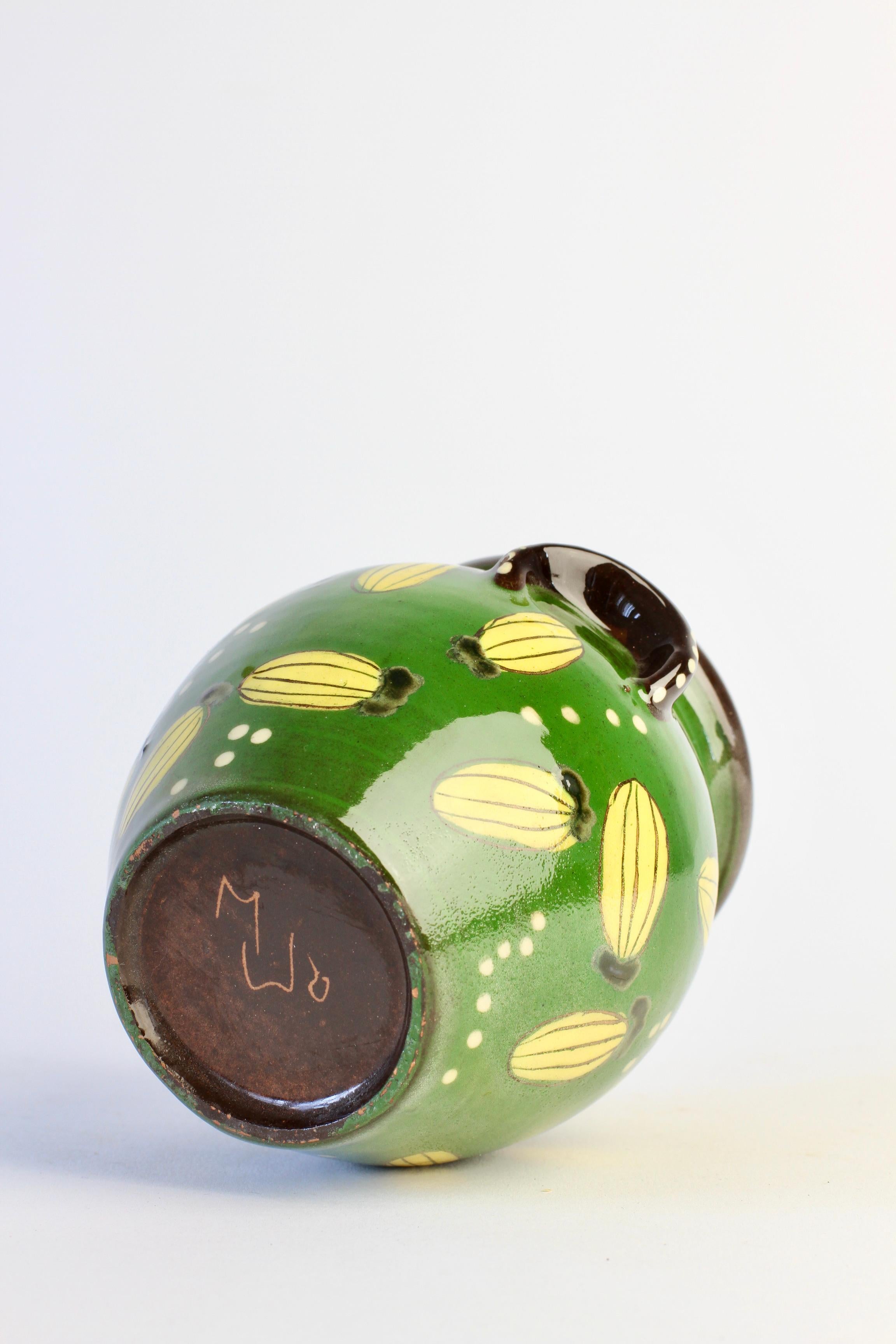 Mid-Century Swiss Studio Pottery Grün & Gelb Vase Topf Schweiz circa 1950s im Angebot 12