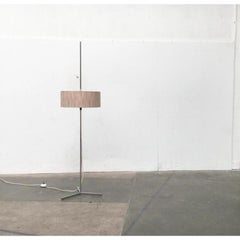 Lampada da terra a treppiede svizzera di metà secolo, anni '60