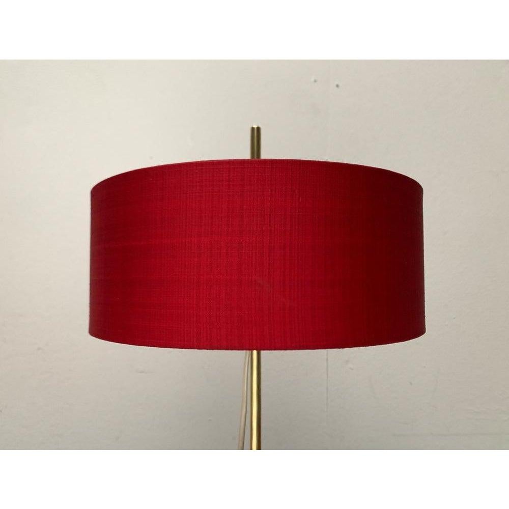 Lampada da tavolo a treppiede svizzera di metà secolo di SUB, anni '60 in vendita 4