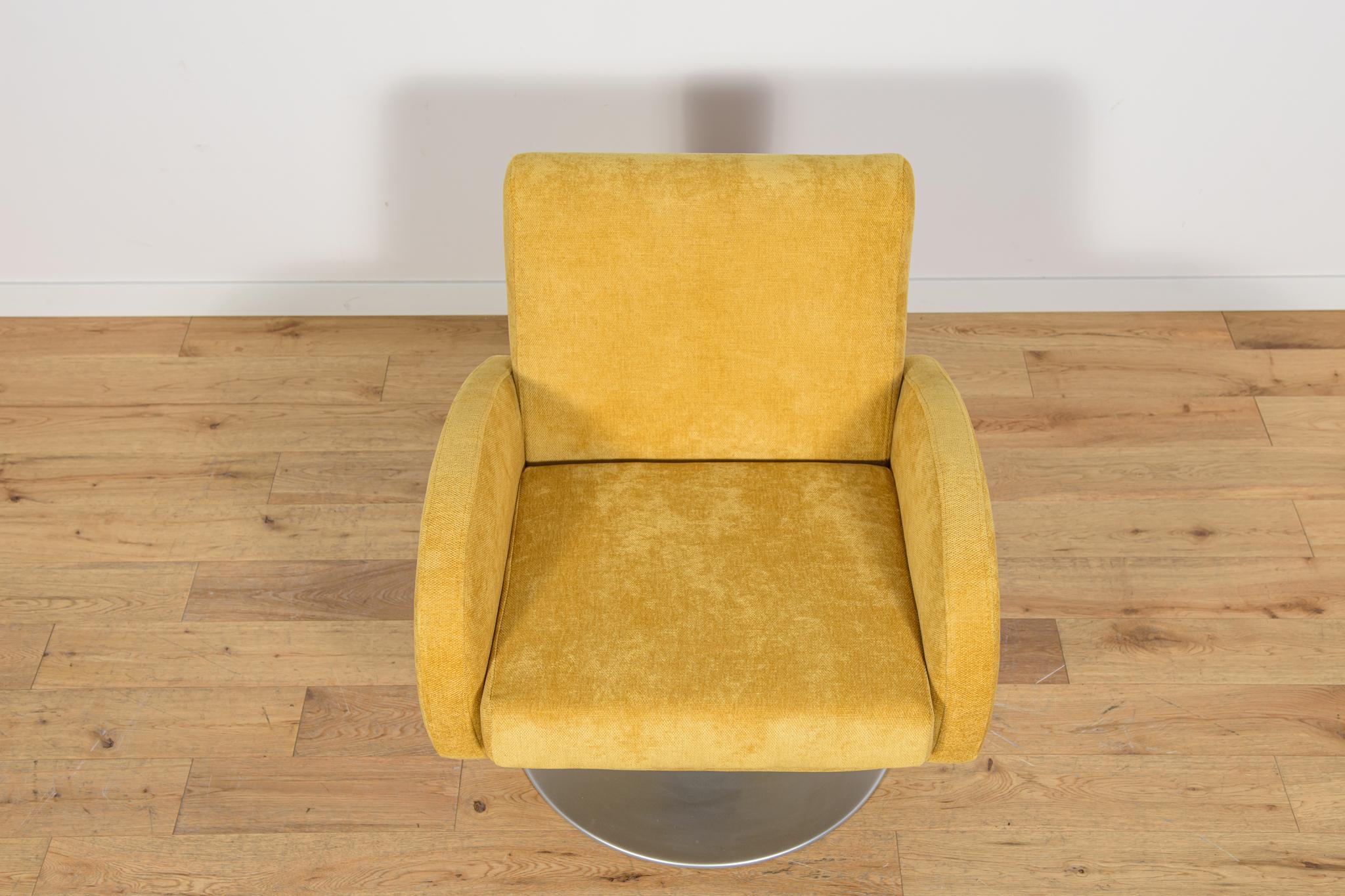 Poltrone girevoli di metà secolo, Danimarca, anni '60, Set di 2 in vendita 1