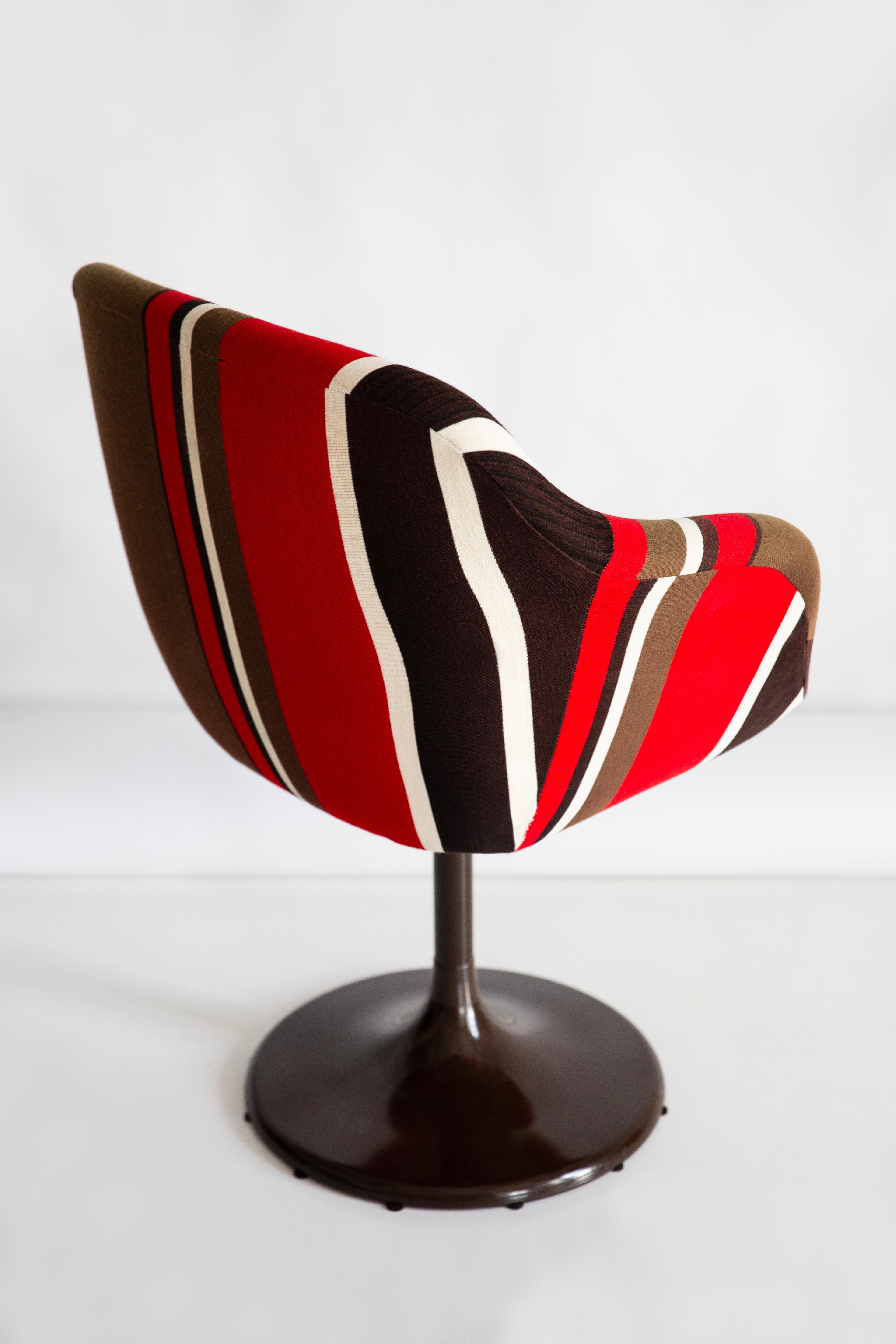Mid Century Swivel Brown and Red Tulip Armchair, Germany, 1970s. For Sale 3