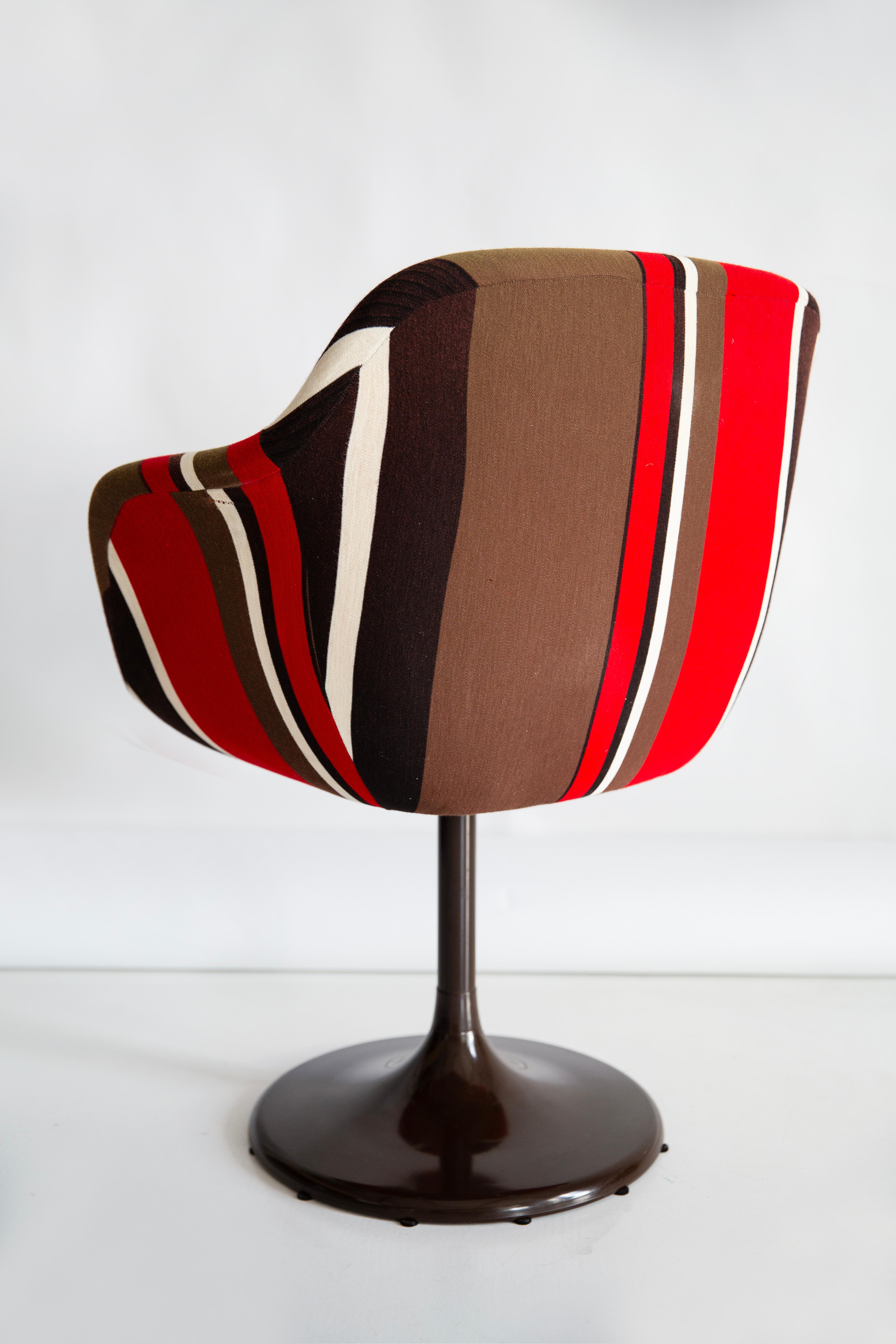 Mid Century Swivel Brown and Red Tulip Armchair, Germany, 1970s. For Sale 1