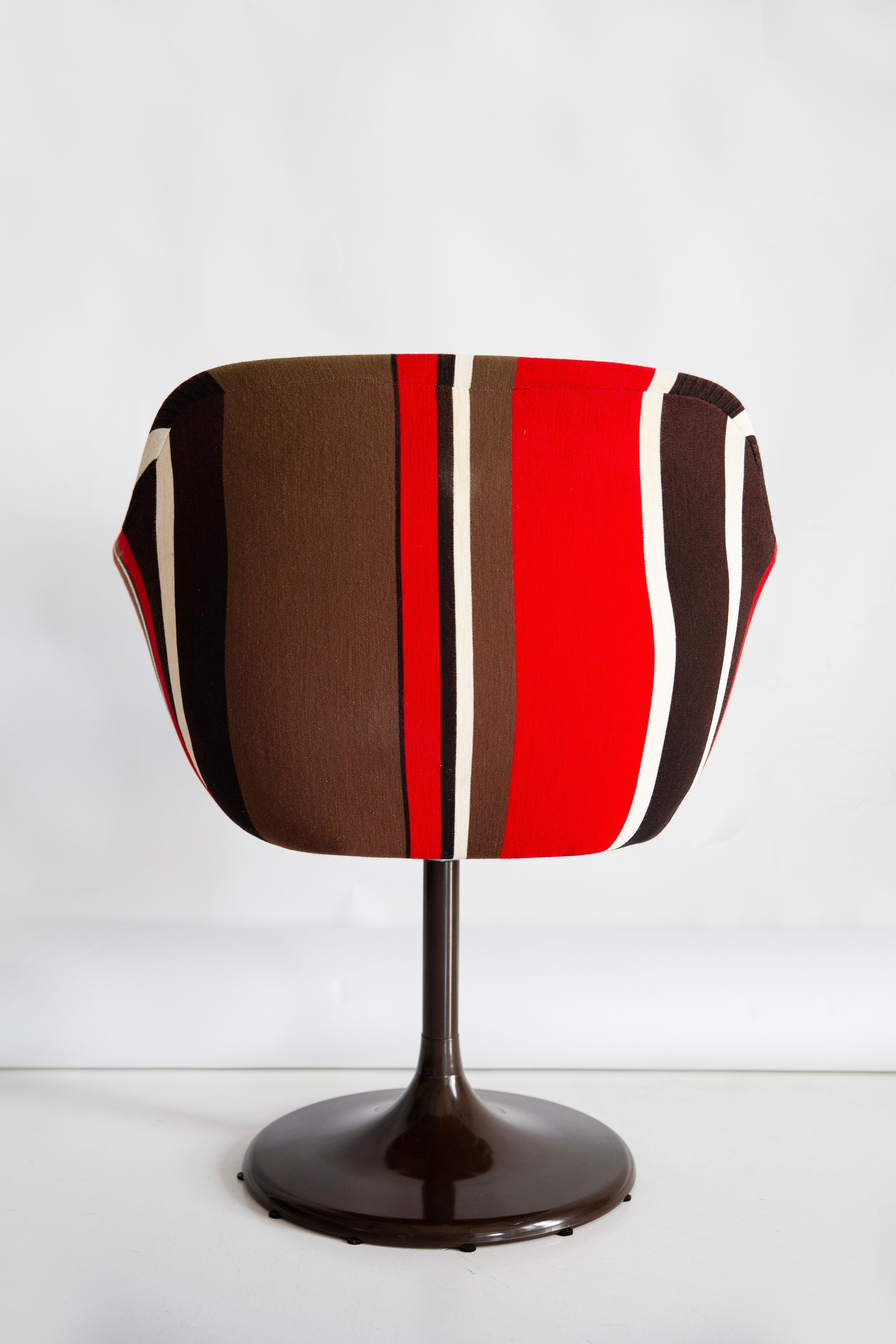Mid Century Swivel Brown and Red Tulip Armchair, Germany, 1970s. For Sale 2