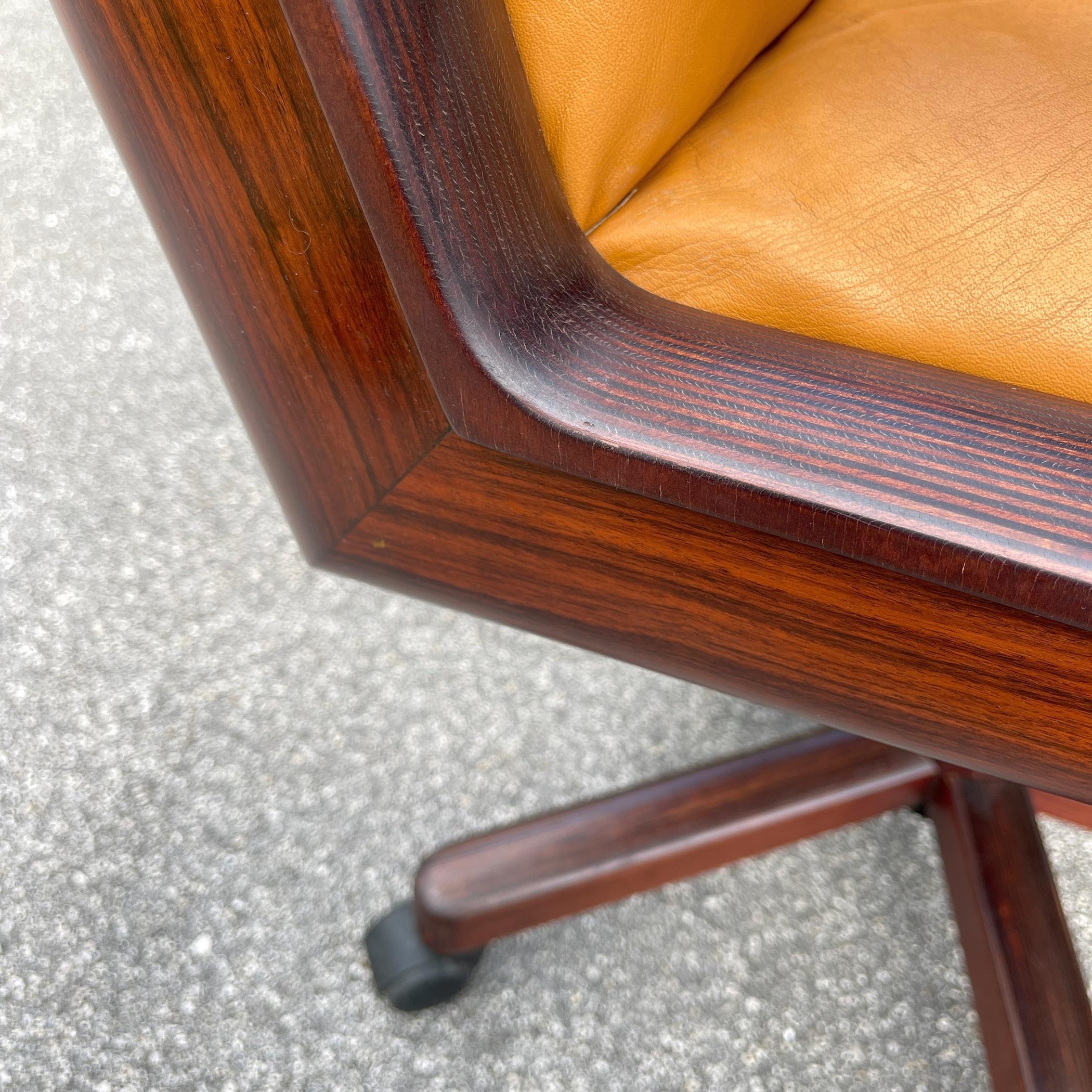 Mid-Century Swivel Brown Desk Office Chair by Vaghi, Italy, 1970s 5