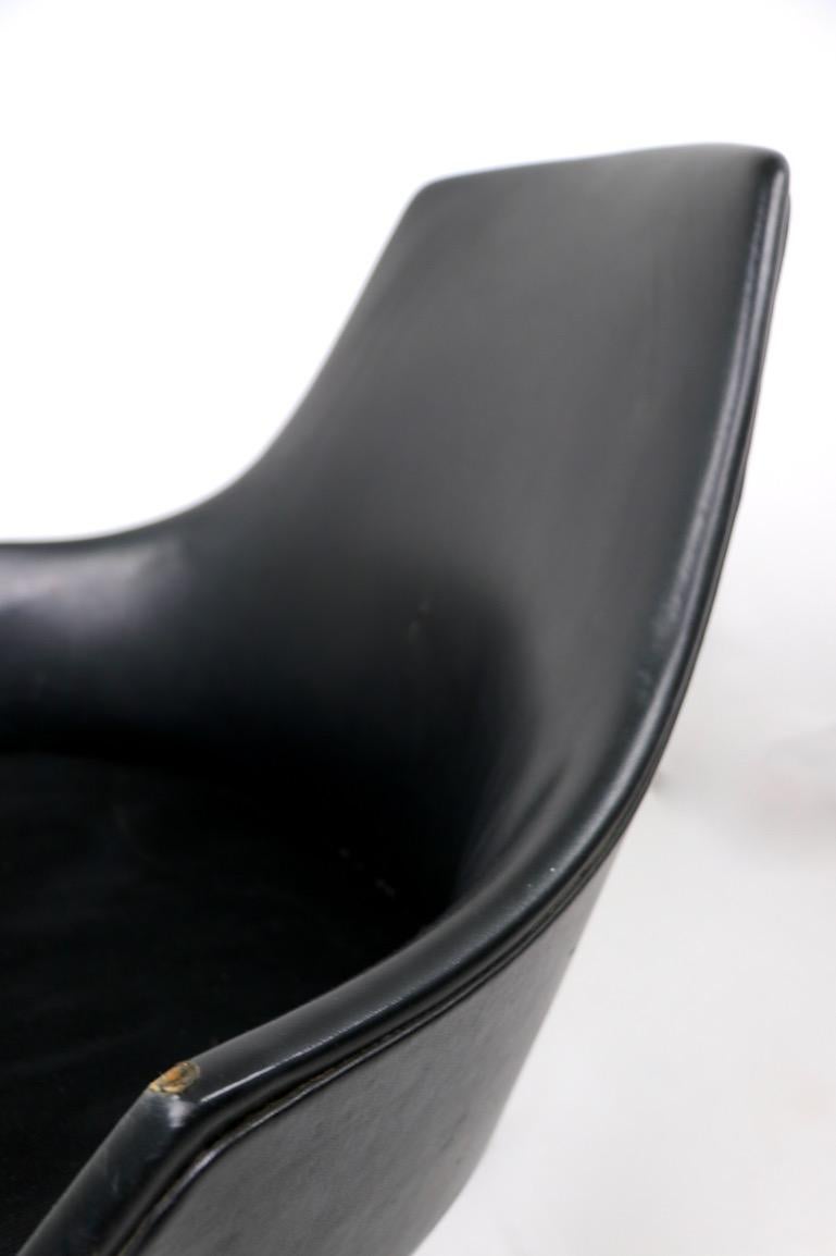 Mitte des Jahrhunderts  Drehstuhl Swivel Chair von I. V. Chair Company Brooklyn NY im Angebot 4