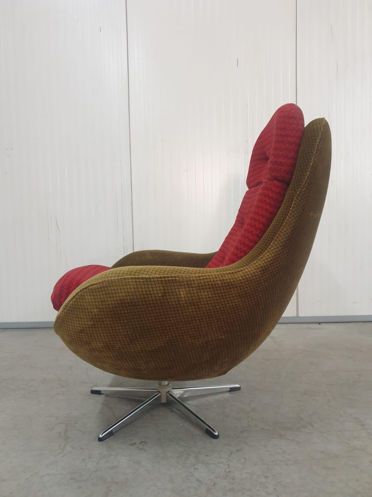 20th Century Mid Century swivel chair by UP Zavody, 1970´s For Sale