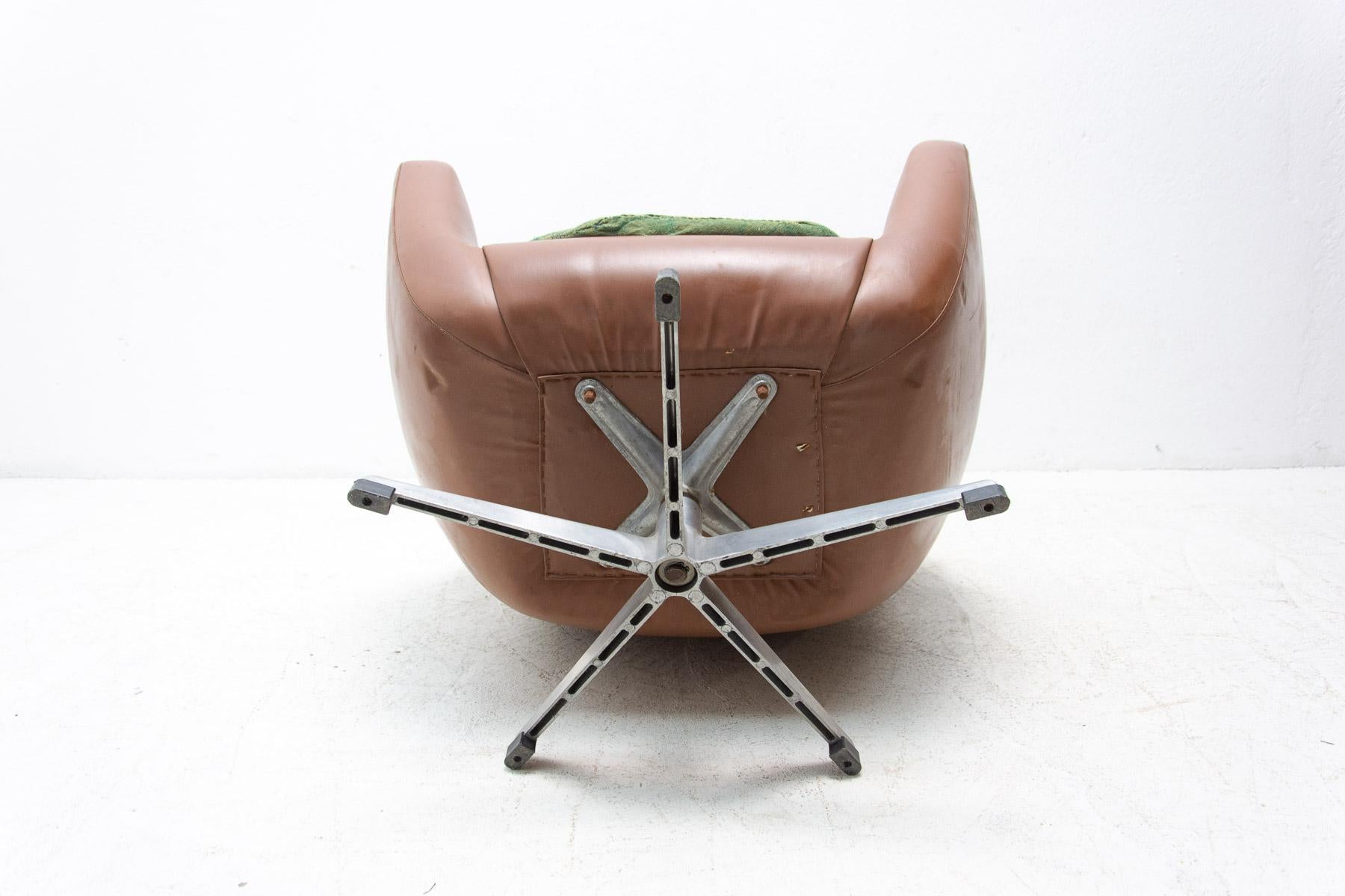 Aluminum Mid Century Swivel Chair by Up Zavody, 1970´s For Sale