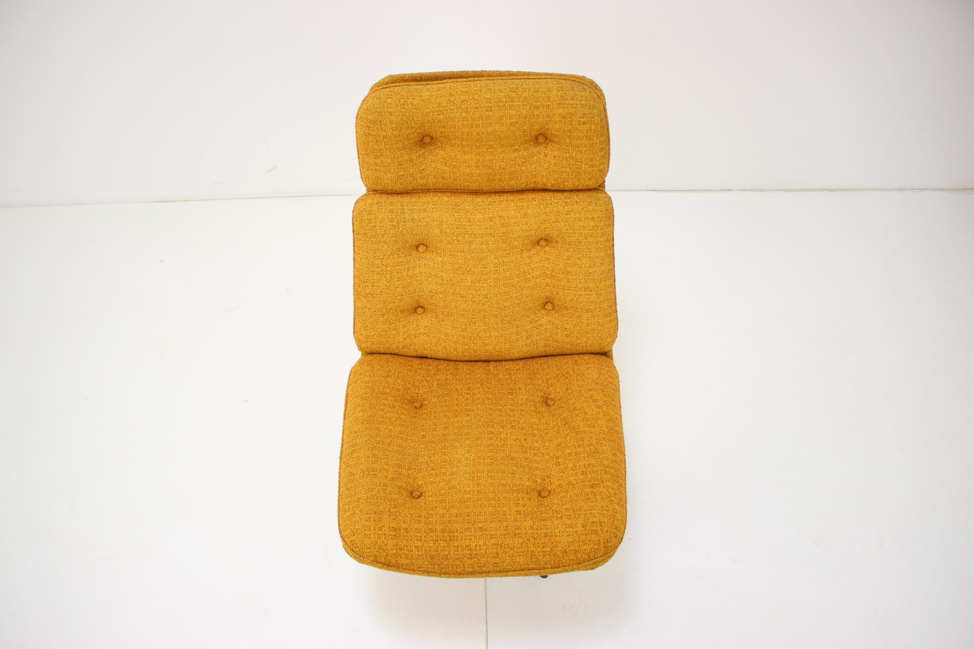 Mid-Century Swivel Chair/ UP, Závody, 1970's In Good Condition In Praha, CZ