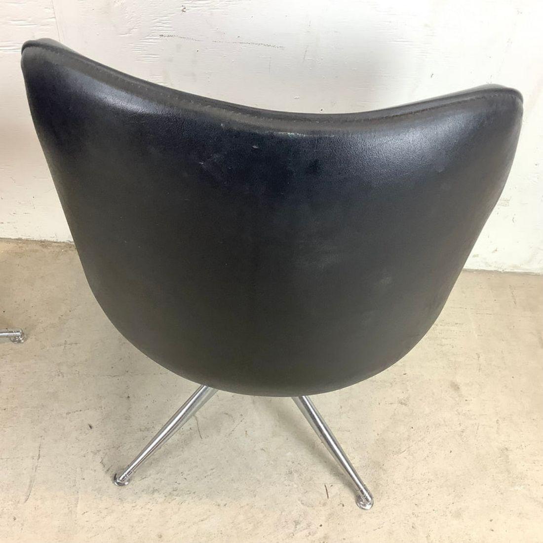 Unknown Midcentury Swivel Chairs Attributed. Viko Baumritter, Pair For Sale