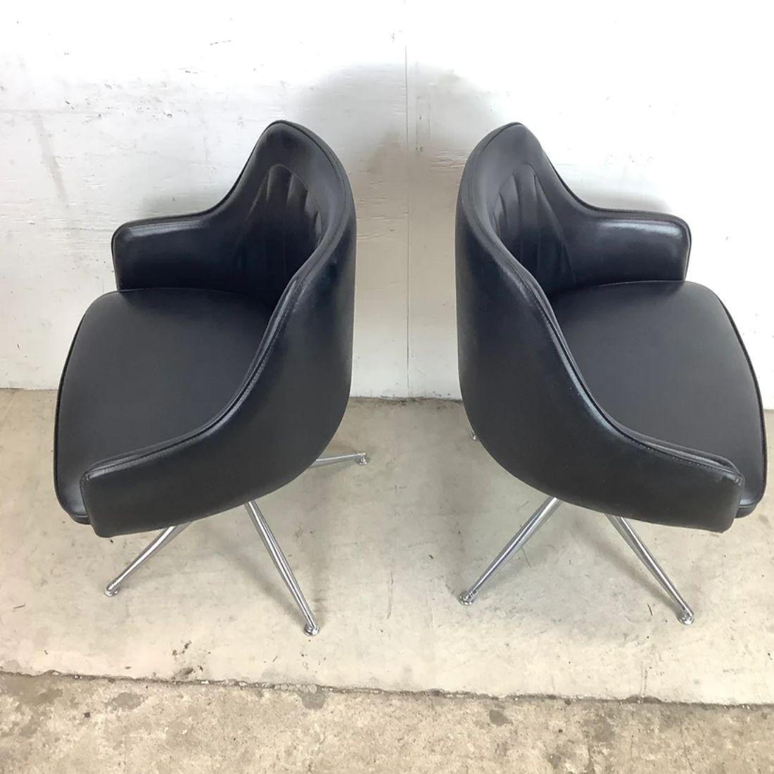 Other Midcentury Swivel Chairs Attributed. Viko Baumritter, Pair For Sale